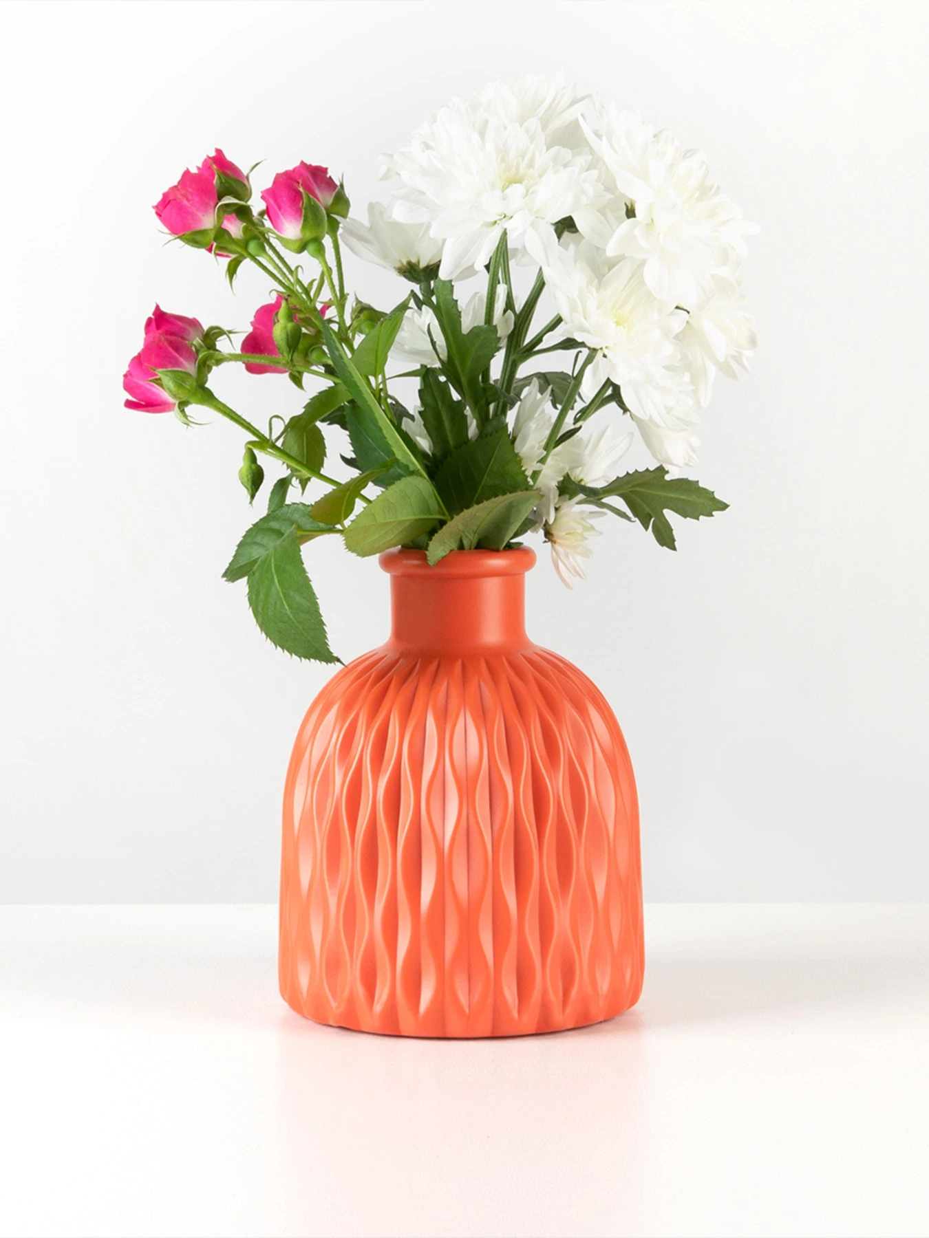 Ваза для цветов пластиковая коралловая MBM HOME модель DH-FLOWERS-09 CORAL Ваза для цветов пластиковая коралловая MBM HOME модель DH-FLOWERS-09 CORAL Фото