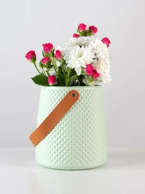 Ваза для цветов с ручкой пластиковая оливковая MBM HOME модель DH-FLOWERS-10 OLIVE Фото