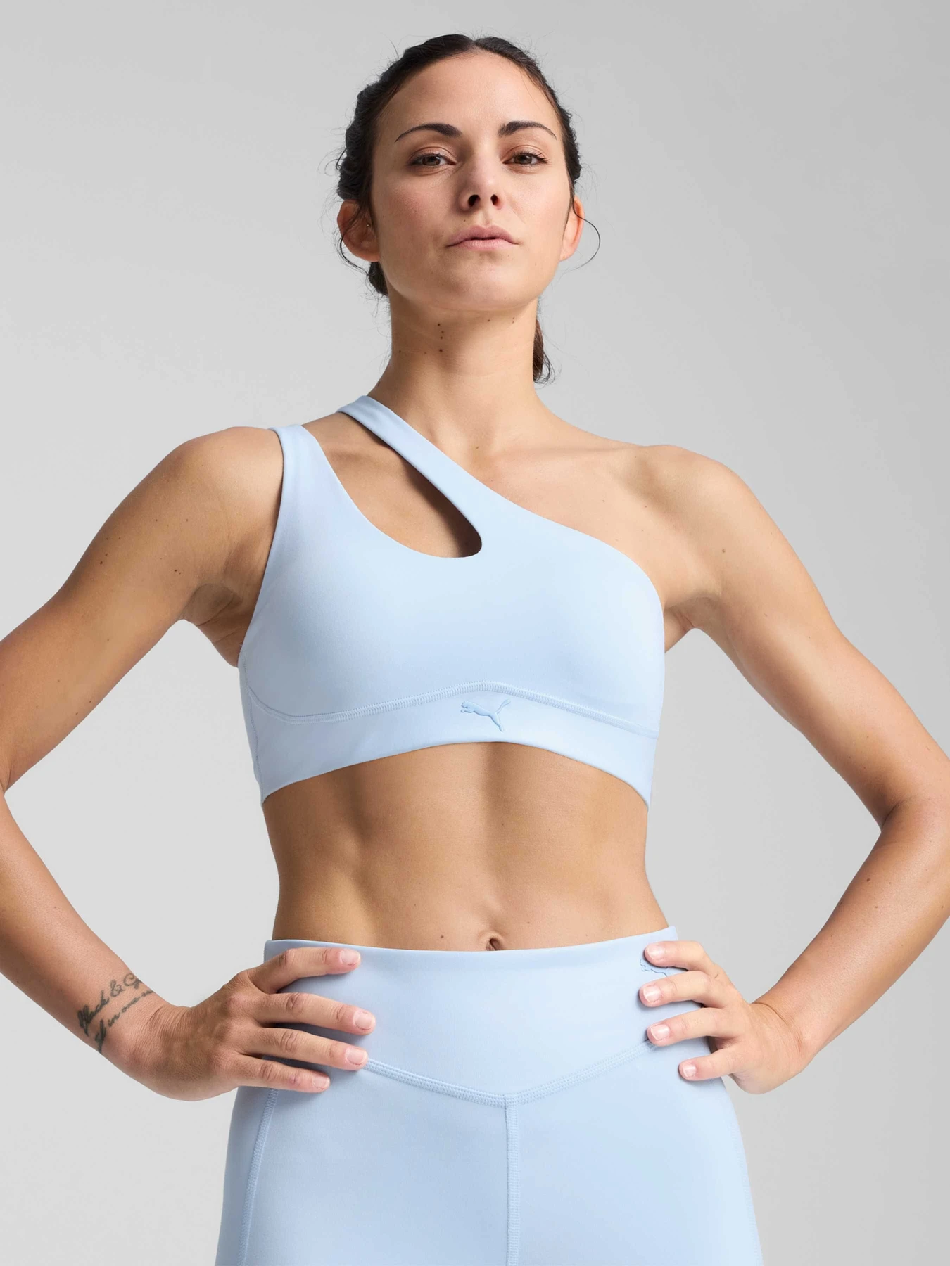Футболки і поло PUMA Asymmetric Bra модель 526816 Фото