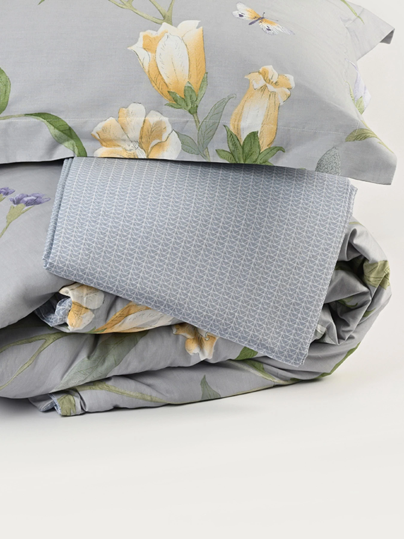 Простынь "Песня цветов" из натурального сатина MBM HOME модель BL-FS-09/10 GRAY Простынь "Песня цветов" из натурального сатина MBM HOME модель BL-FS-09/10 GRAY Фото