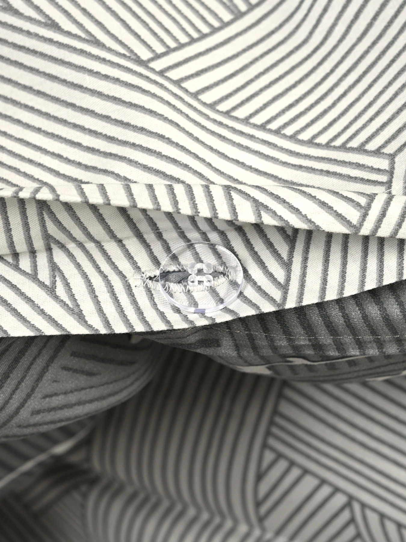 Пододеяльник "Петрикор" из натурального сатина MBM HOME модель BL-DC-13/14 GRAY/PRINT Пододеяльник "Петрикор" из натурального сатина MBM HOME модель BL-DC-13/14 GRAY/PRINT Фото
