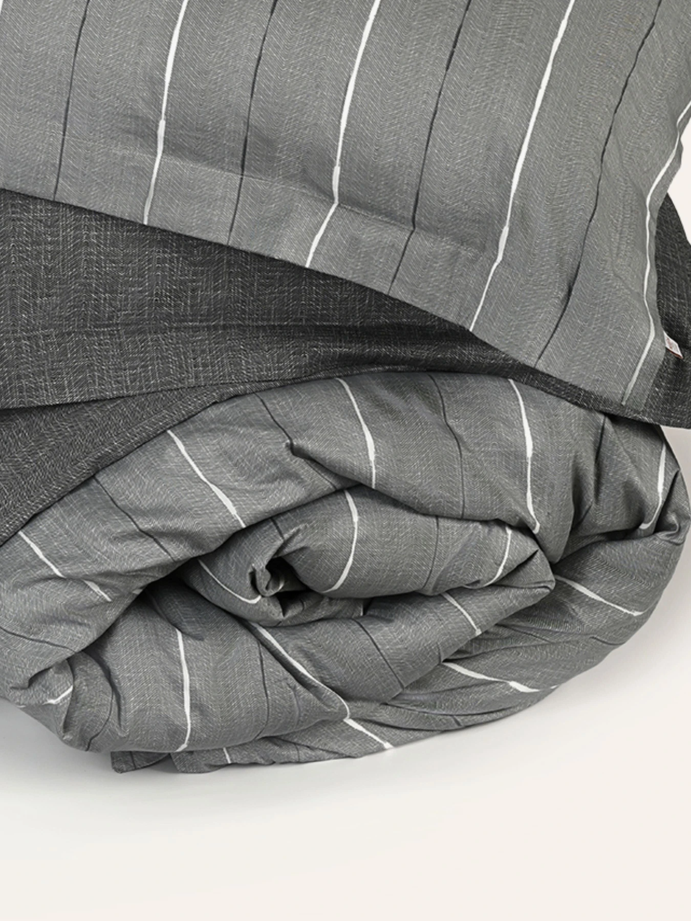 Пододеяльник "Сумерки" из натурального сатина MBM HOME модель BL-DC-11/12 GRAY/PRINT Пододеяльник "Сумерки" из натурального сатина MBM HOME модель BL-DC-11/12 GRAY/PRINT Фото