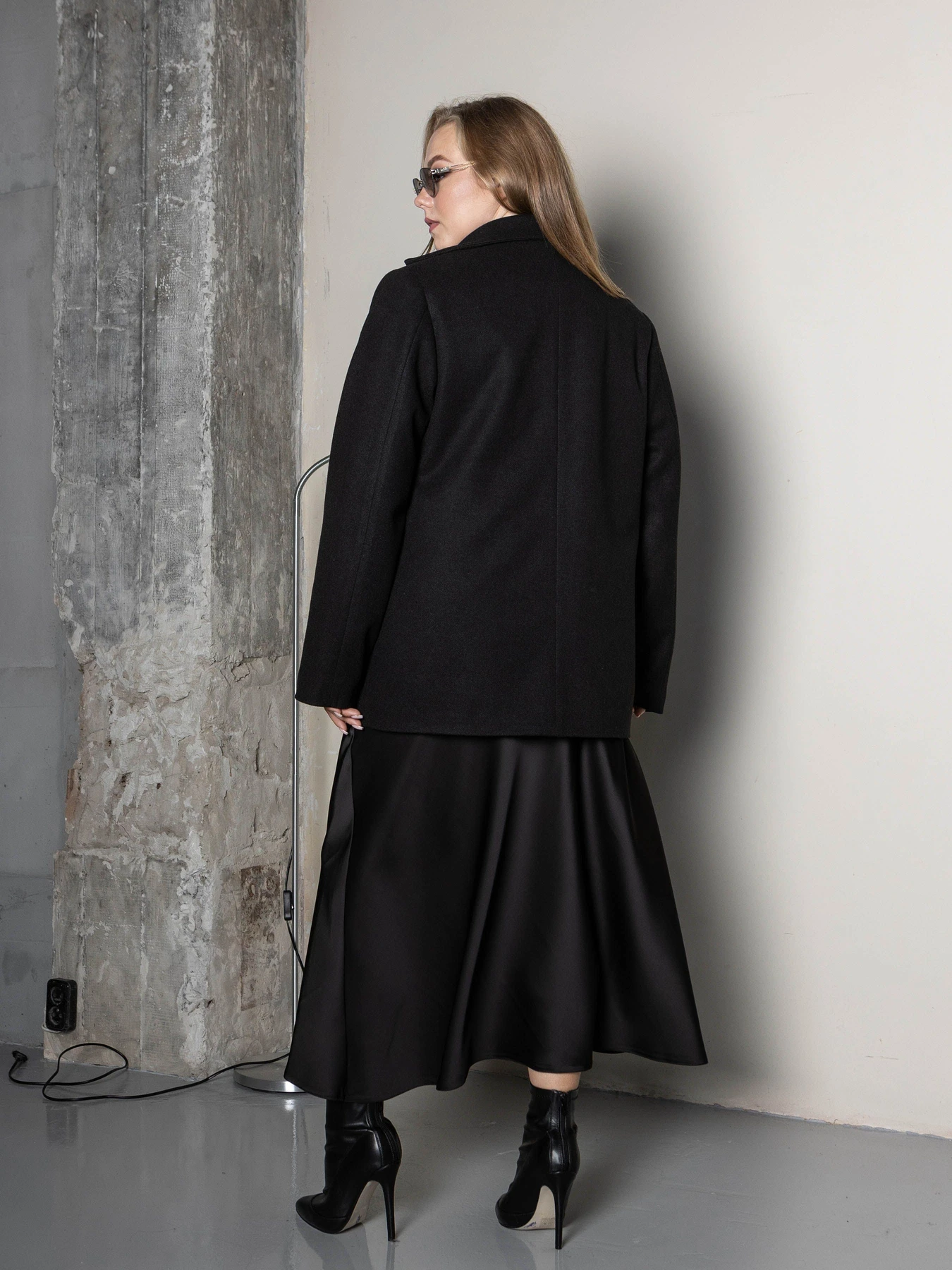 Пальто и плащи Jadone Fashion модель Nordi_chor Пальто и плащи Jadone Fashion модель Nordi_chor Фото