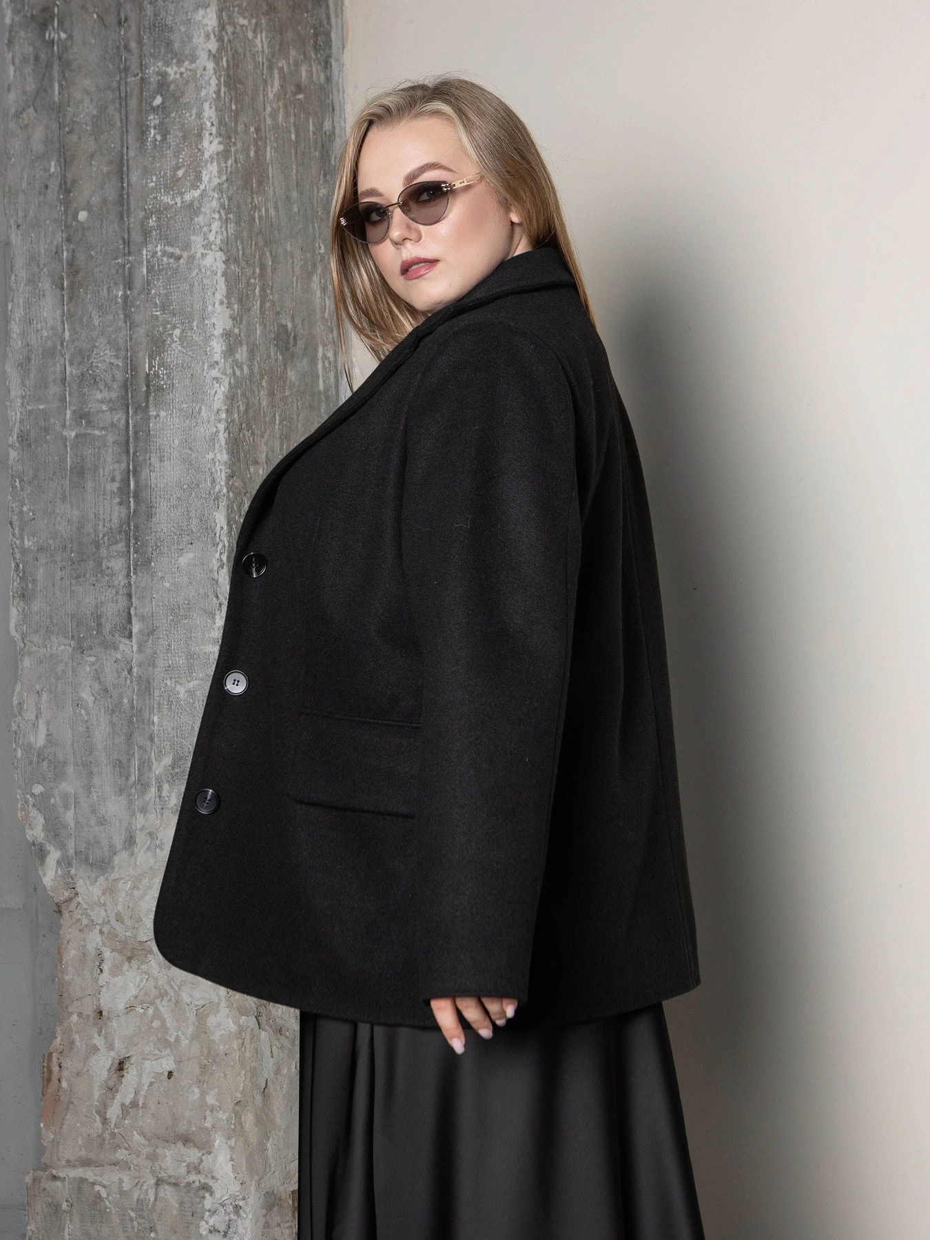 Пальто и плащи Jadone Fashion модель Nordi_chor Пальто и плащи Jadone Fashion модель Nordi_chor Фото