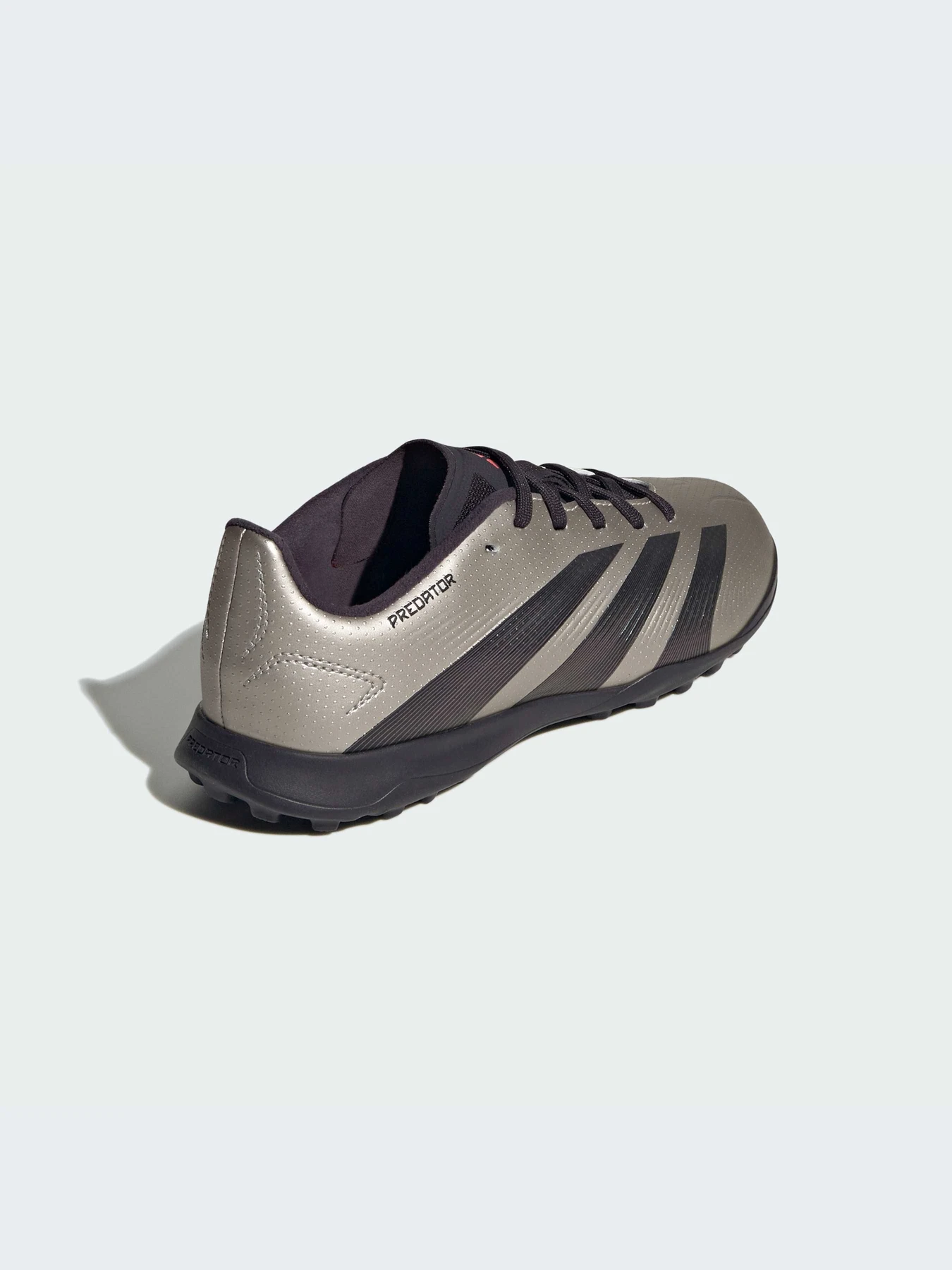 Кроссовки Adidas Predator модель IF6414 Кроссовки Adidas Predator модель IF6414 Фото