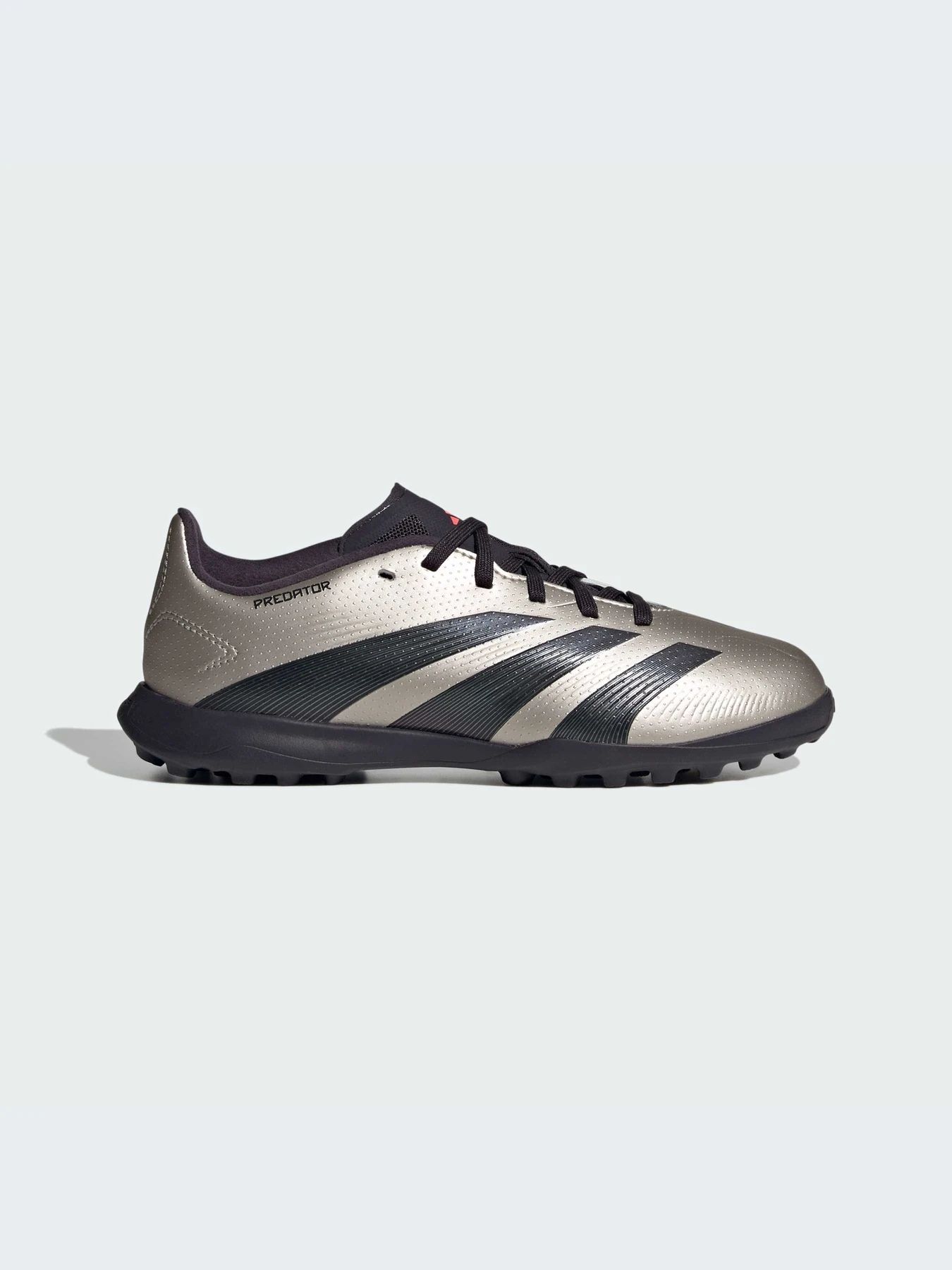 Кроссовки Adidas Predator модель IF6414 Кроссовки Adidas Predator модель IF6414 Фото