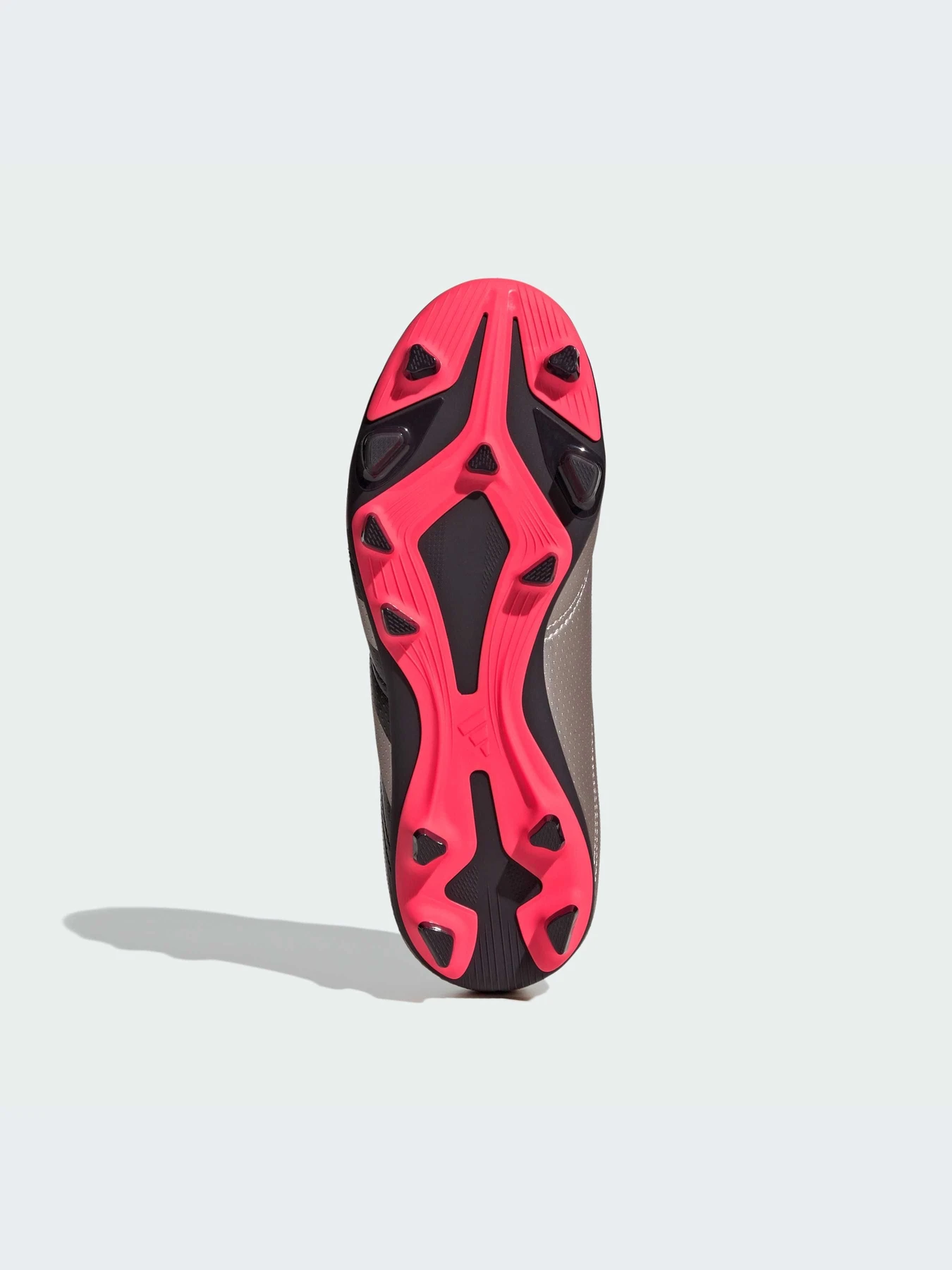 Кроссовки Adidas Predator модель IF6423 Кроссовки Adidas Predator модель IF6423 Фото