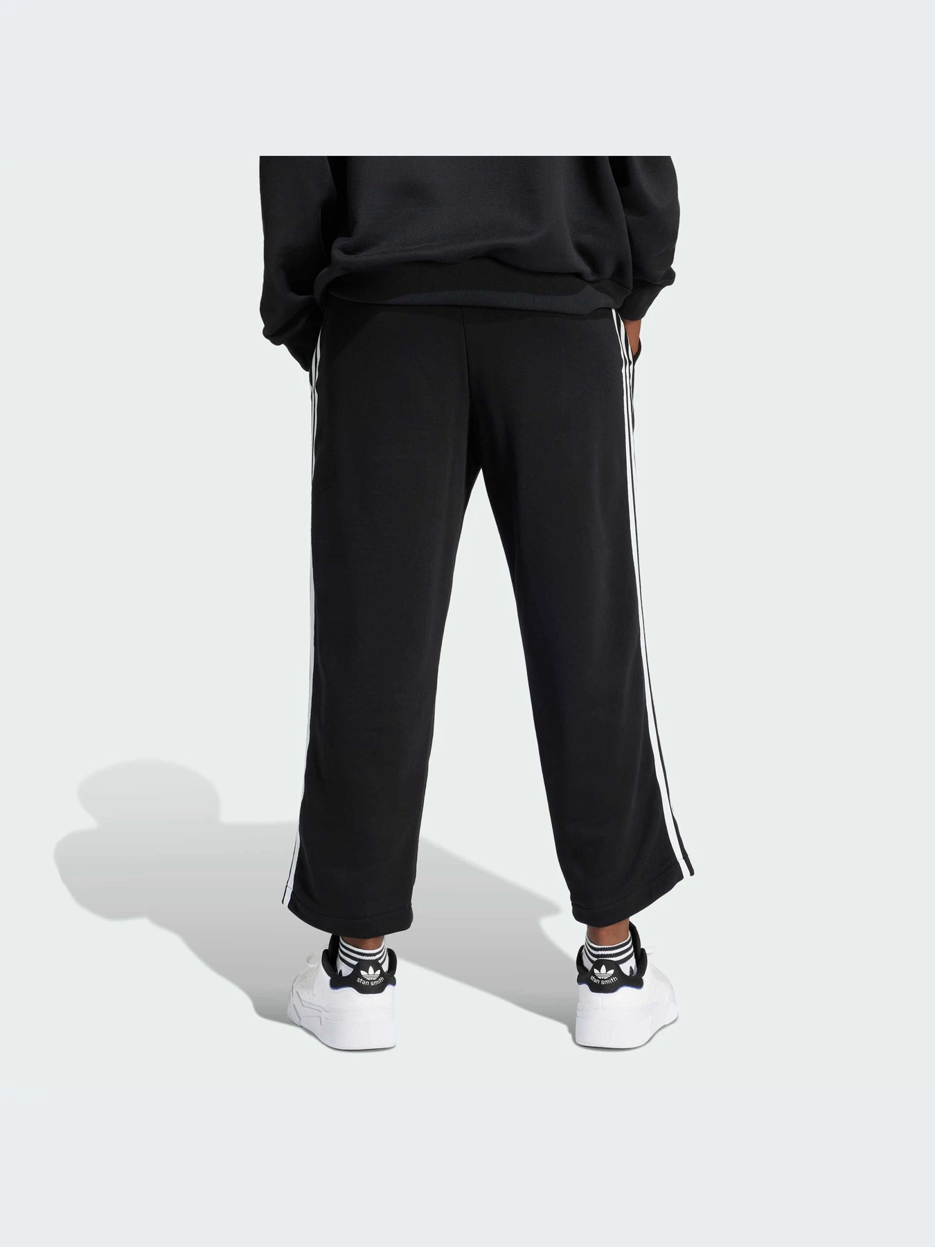 Брюки Adidas Adicolor модель IU2413 Фото