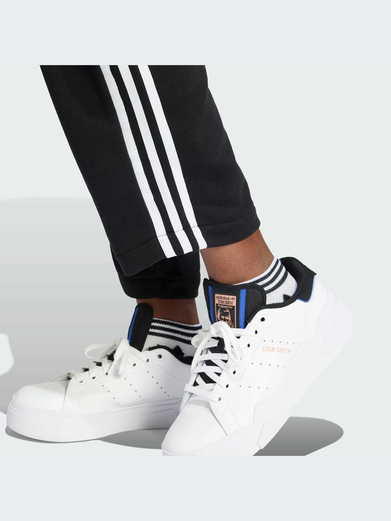 Брюки Adidas Adicolor модель IU2413 Фото
