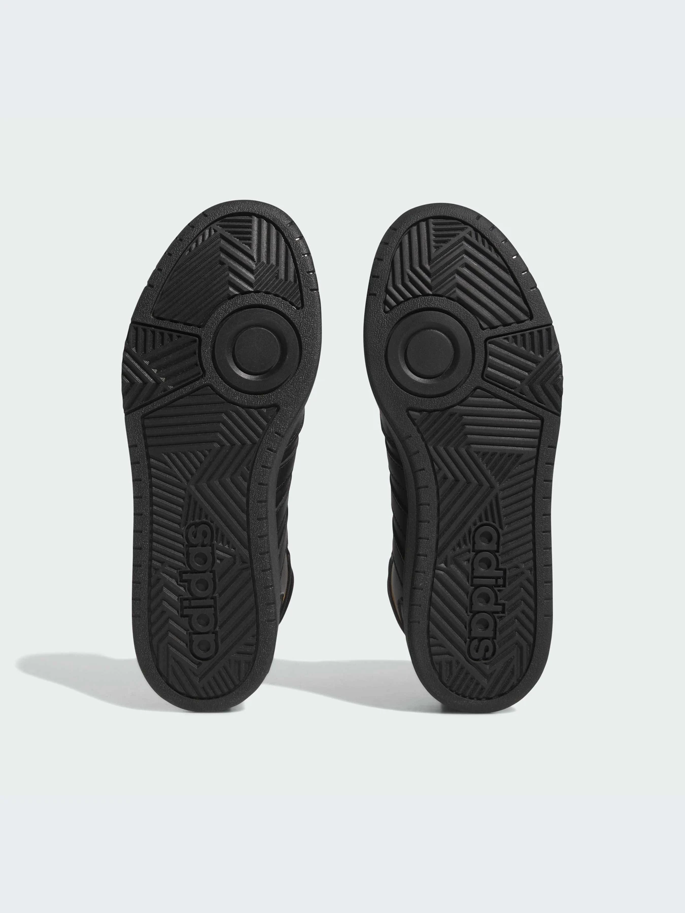 Кроссовки Adidas Hoops модель IG7928 Кроссовки Adidas Hoops модель IG7928 Фото