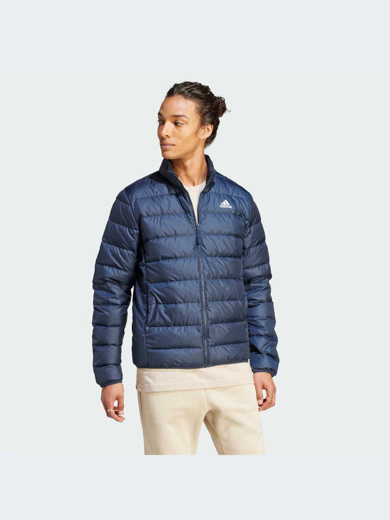 Куртки и дубленки Adidas модель IK3218 Куртки и дубленки Adidas модель IK3218 Фото
