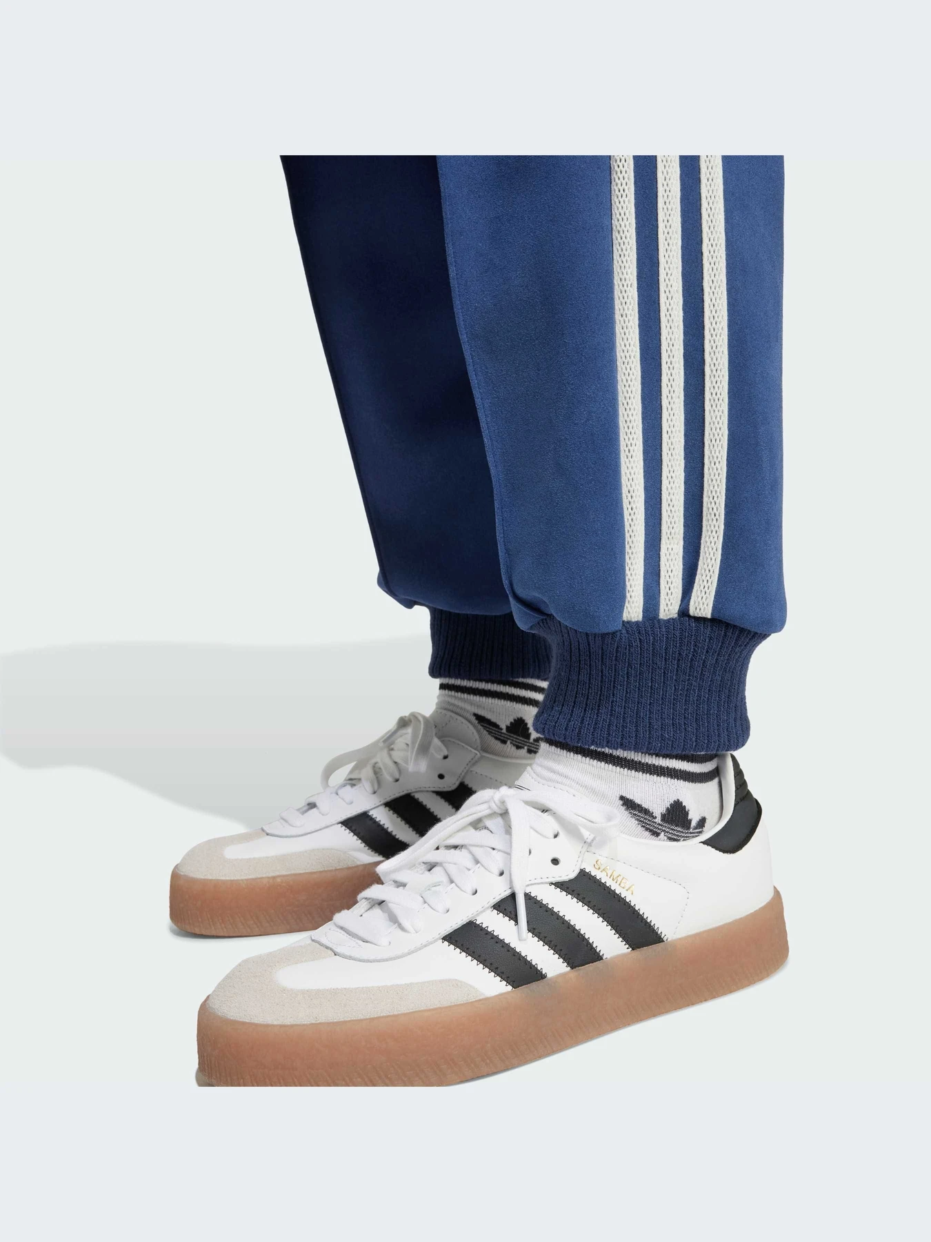 Брюки Adidas модель IX1036 Брюки Adidas модель IX1036 Фото