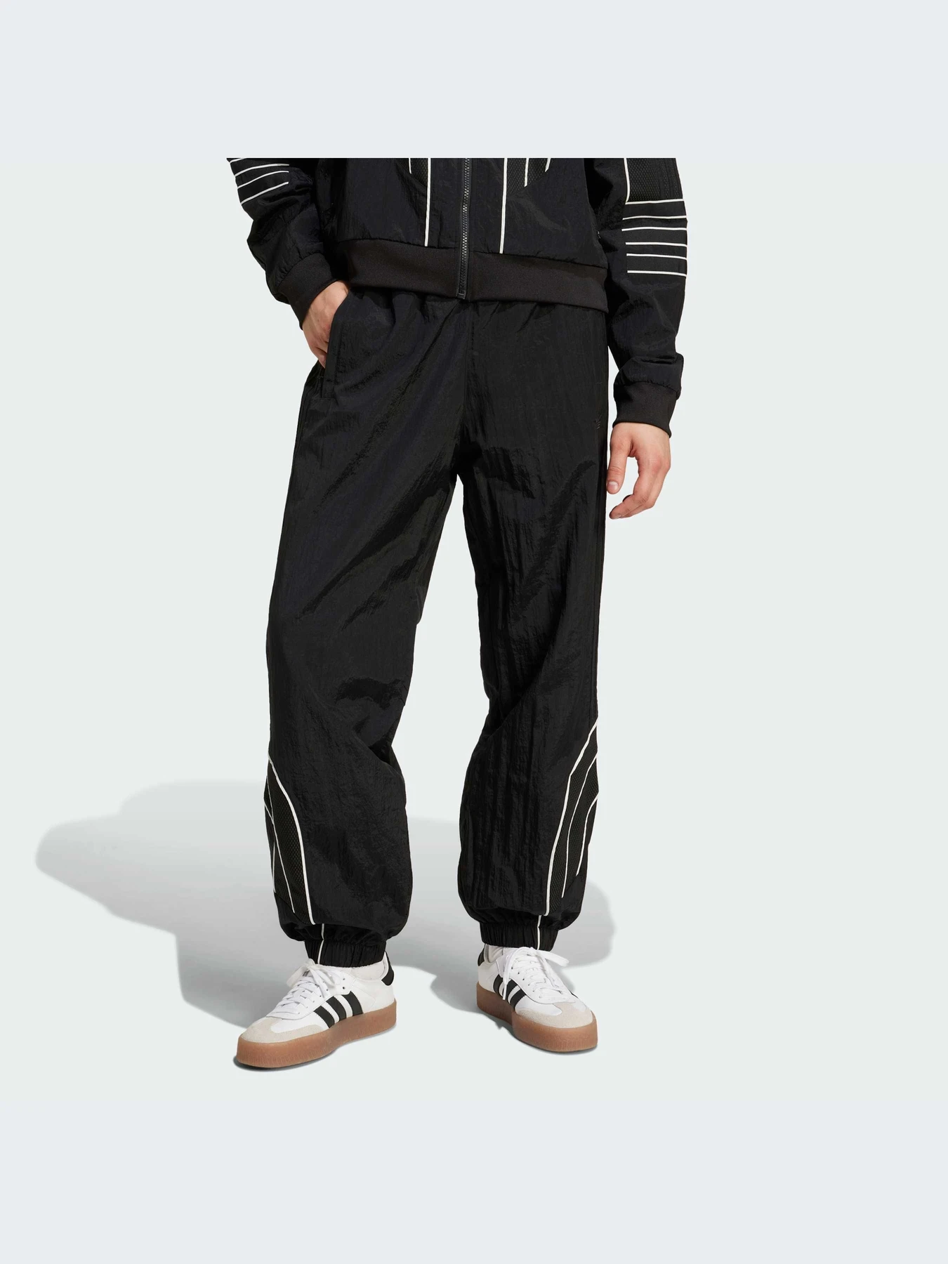Брюки Adidas модель IX6712 Брюки Adidas модель IX6712 Фото