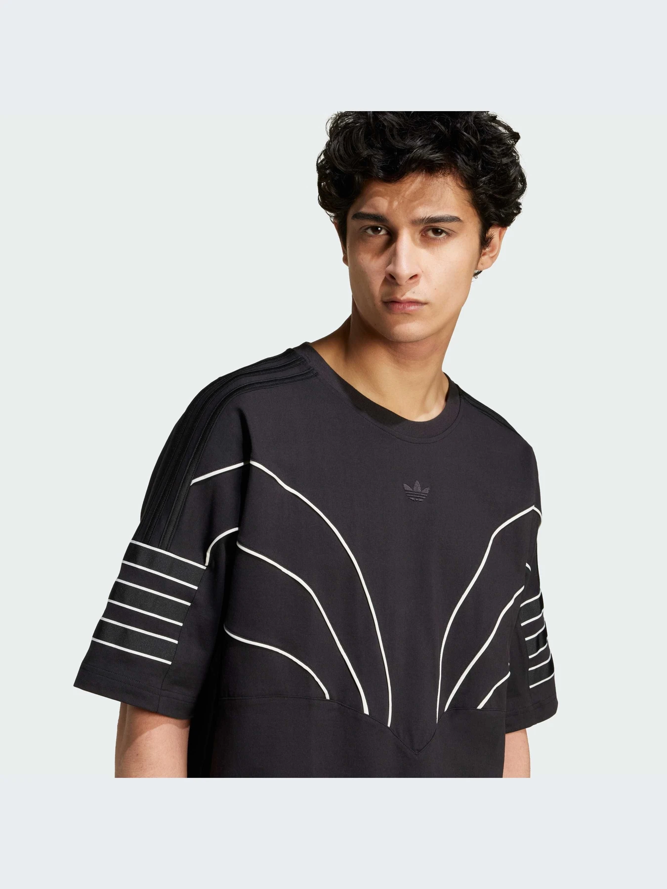 Футболки и поло Adidas модель IX6727 Футболки и поло Adidas модель IX6727 Фото