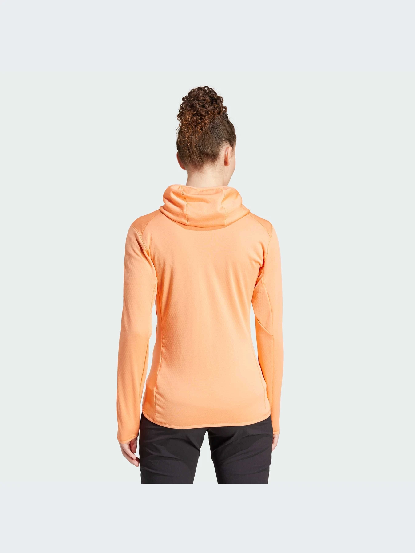 Худі та світшоти Adidas модель IQ3729 Худі та світшоти Adidas модель IQ3729 Фото