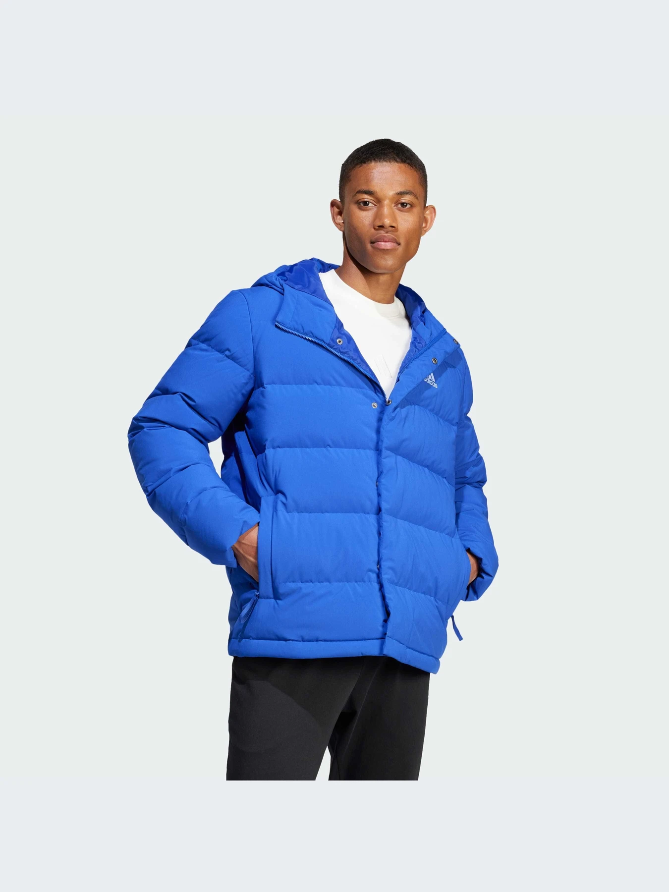 Куртки и дубленки Adidas модель IZ4700 Куртки и дубленки Adidas модель IZ4700 Фото
