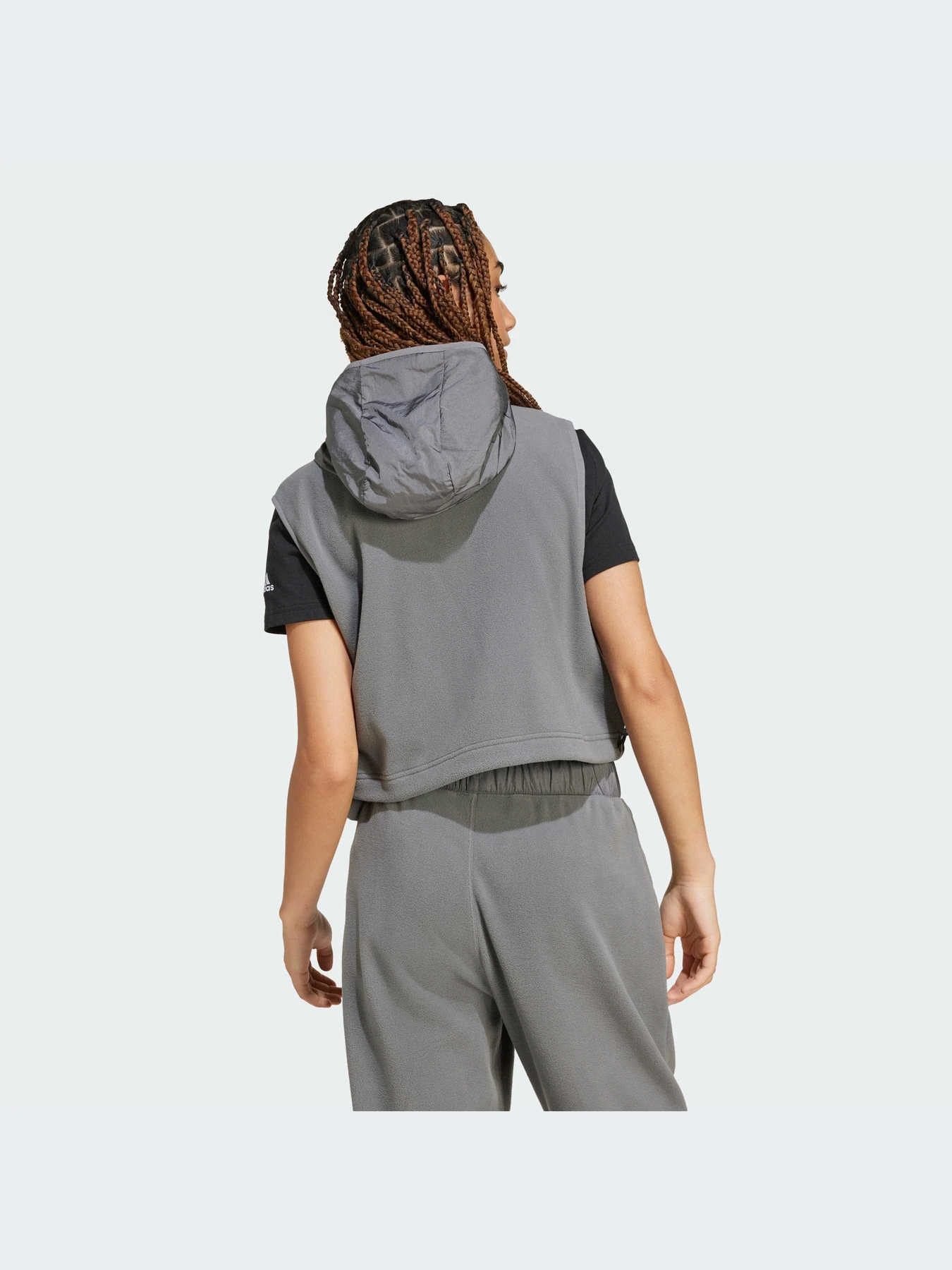 Куртки та дублянки Adidas модель IW5225 Фото