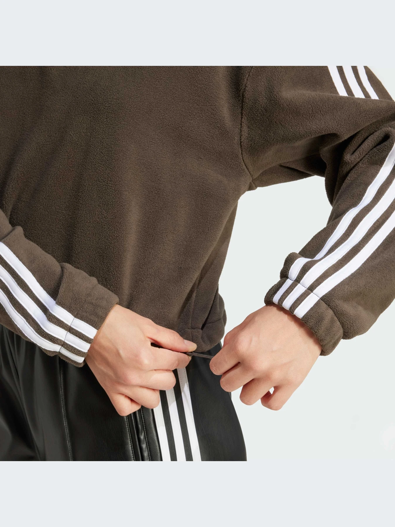 Худі та світшоти Adidas Adicolor модель IW3164 Худі та світшоти Adidas Adicolor модель IW3164 Фото
