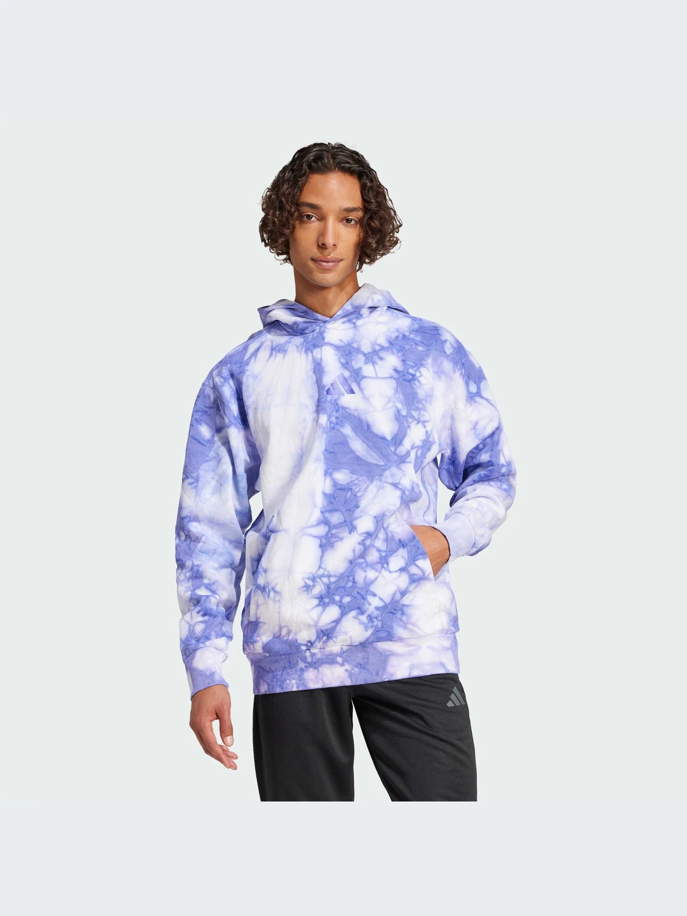 Худи и свитшоты Adidas модель IY6591 Худи и свитшоты Adidas модель IY6591 Фото