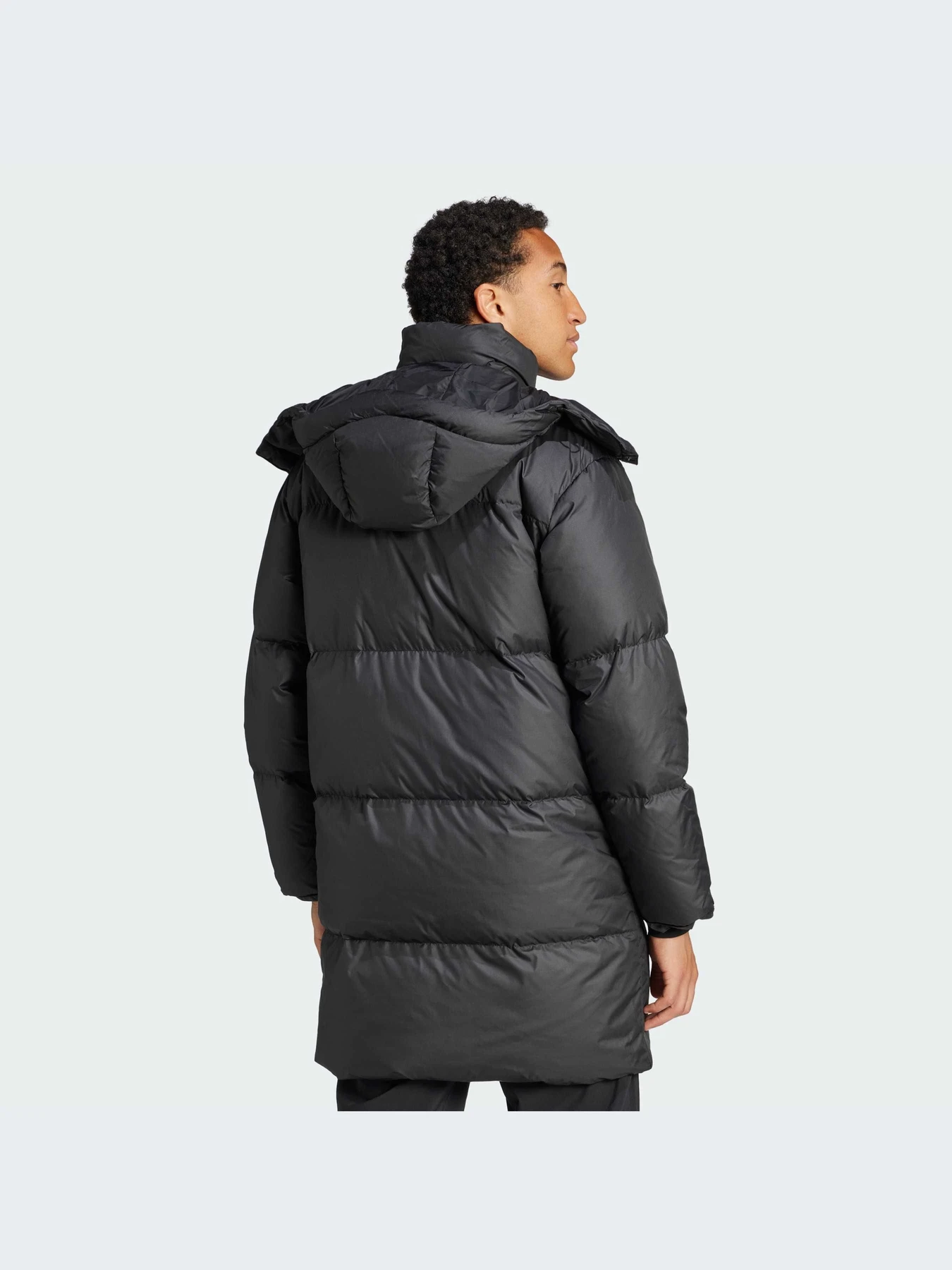 Куртки и дубленки Adidas модель IV9775 Куртки и дубленки Adidas модель IV9775 Фото