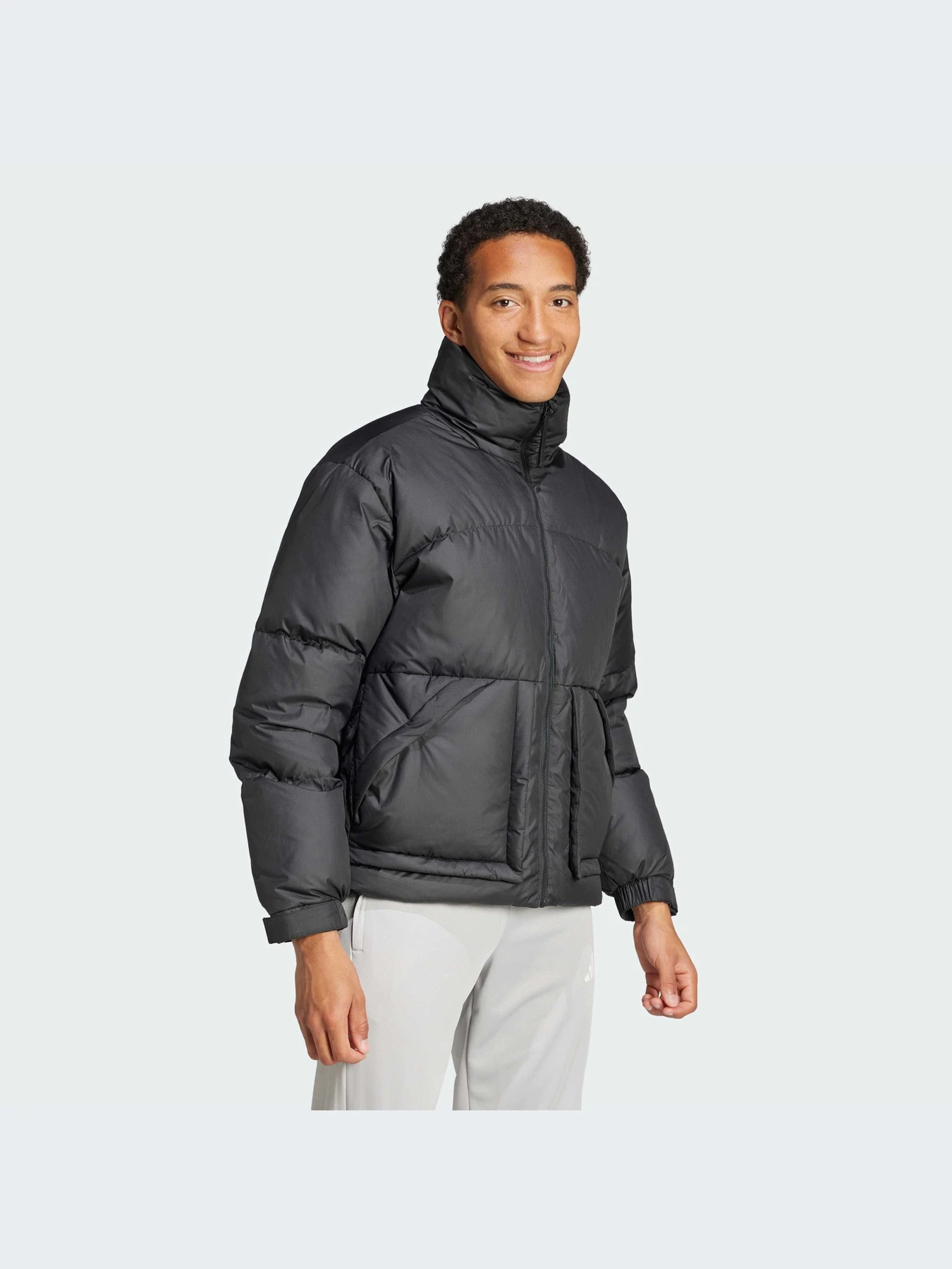 Куртки и дубленки Adidas модель IV9776 Куртки и дубленки Adidas модель IV9776 Фото