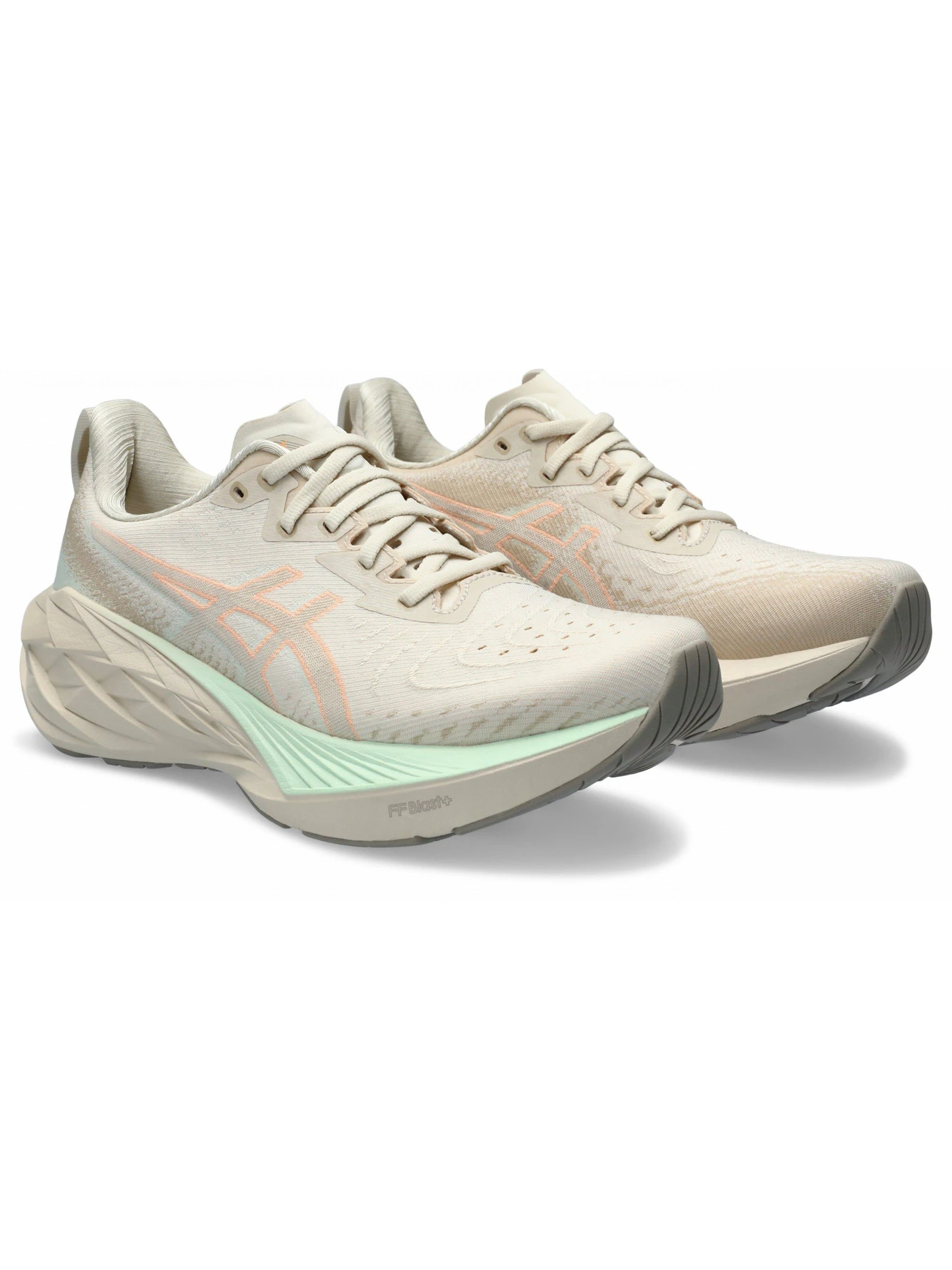 Кроссовки Asics Novablast 4 модель 1012B510-250 Фото