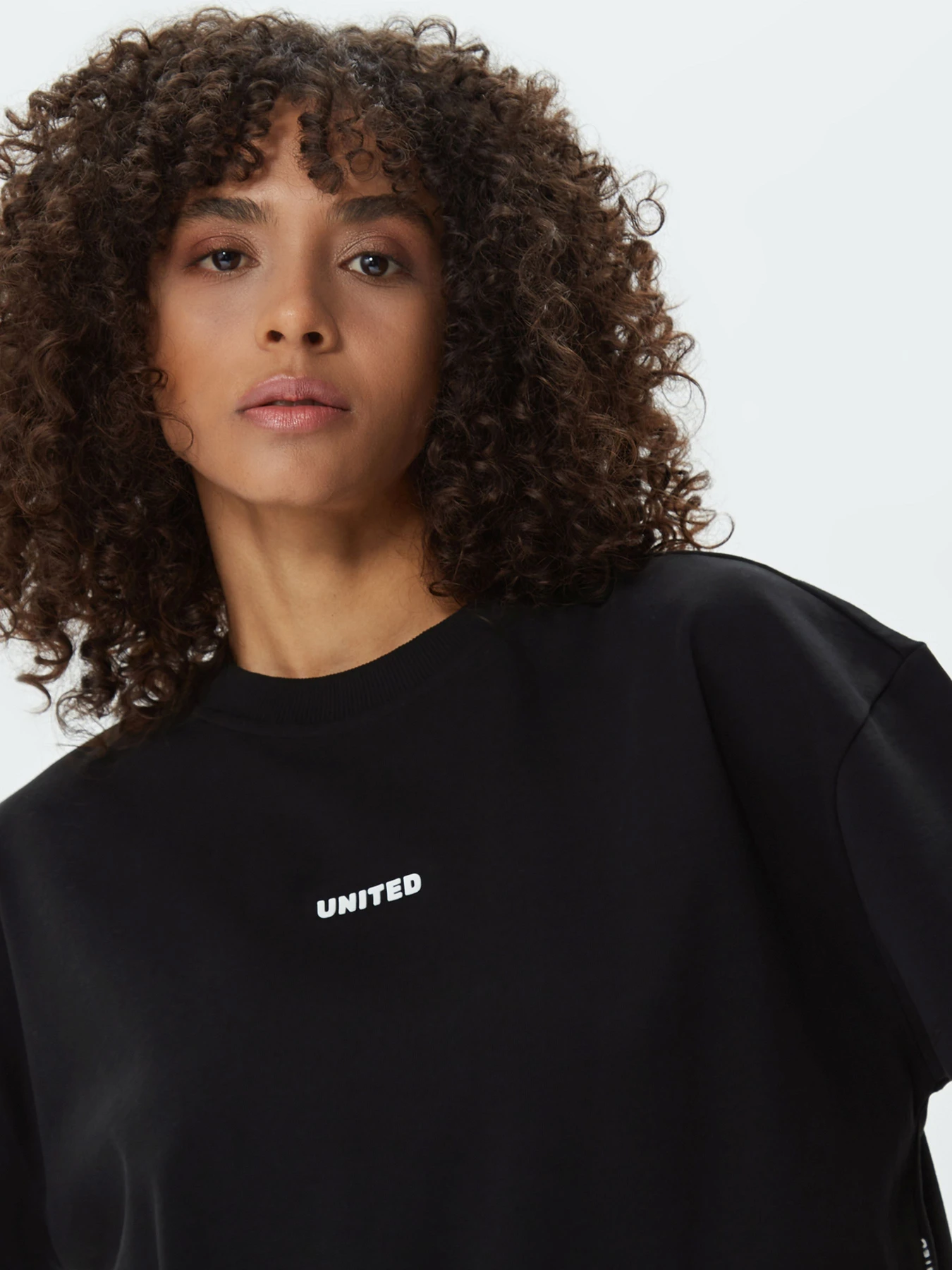 Футболки и поло UNITED4 модель UTWS.SYH Фото