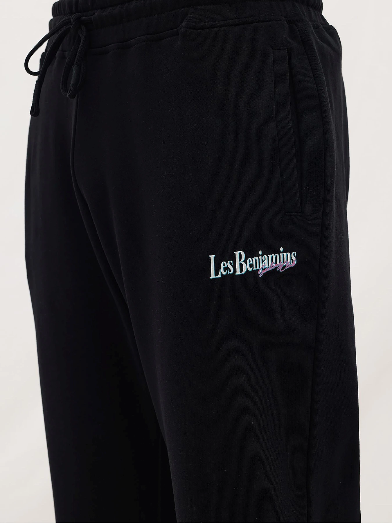 Брюки Les Benjamins модель LB24SSKISMUSP.004 Брюки Les Benjamins модель LB24SSKISMUSP.004 Фото