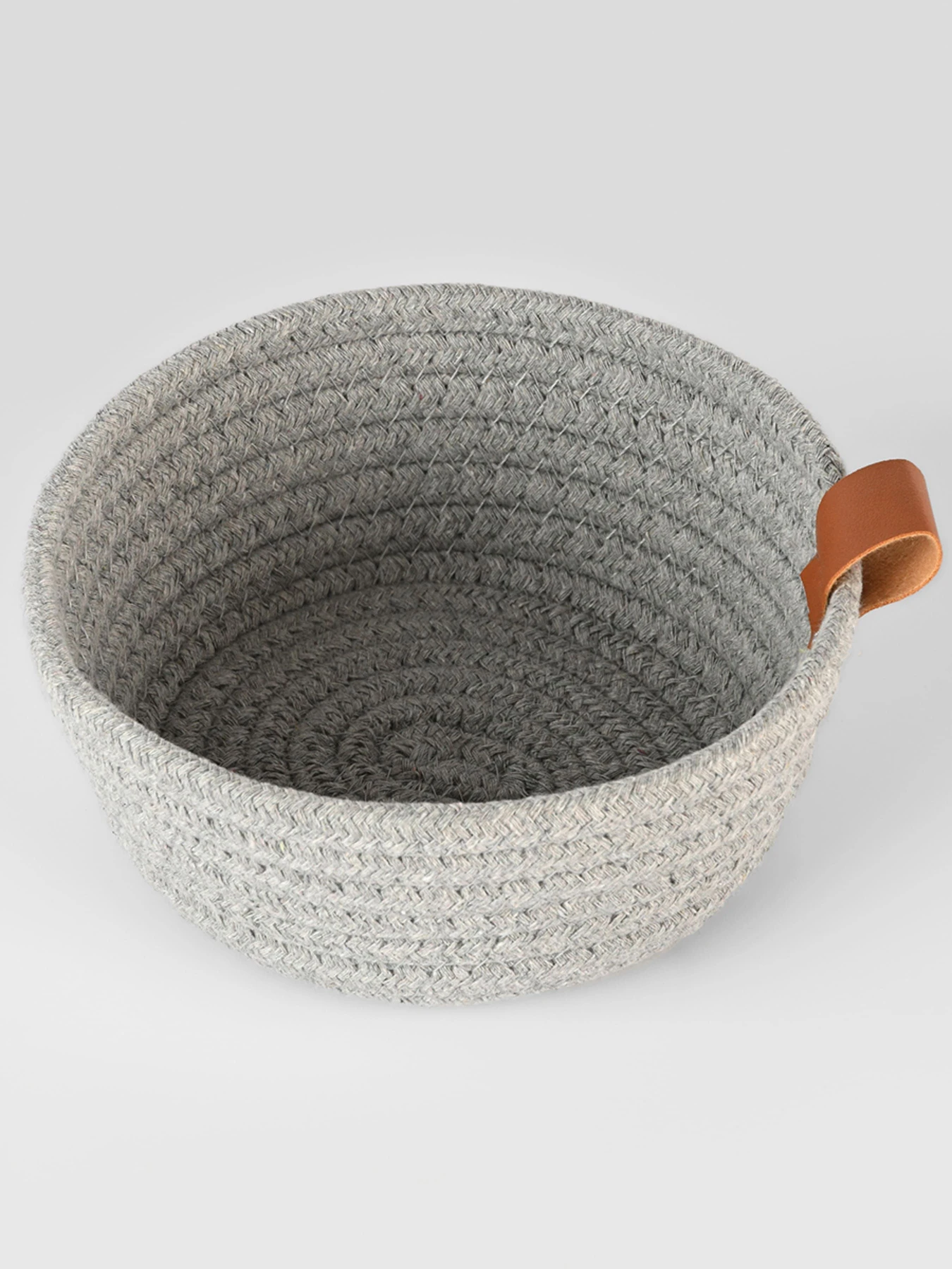 Корзина плетеная круглая серая MBM HOME модель TH-33 GRAY Корзина плетеная круглая серая MBM HOME модель TH-33 GRAY Фото
