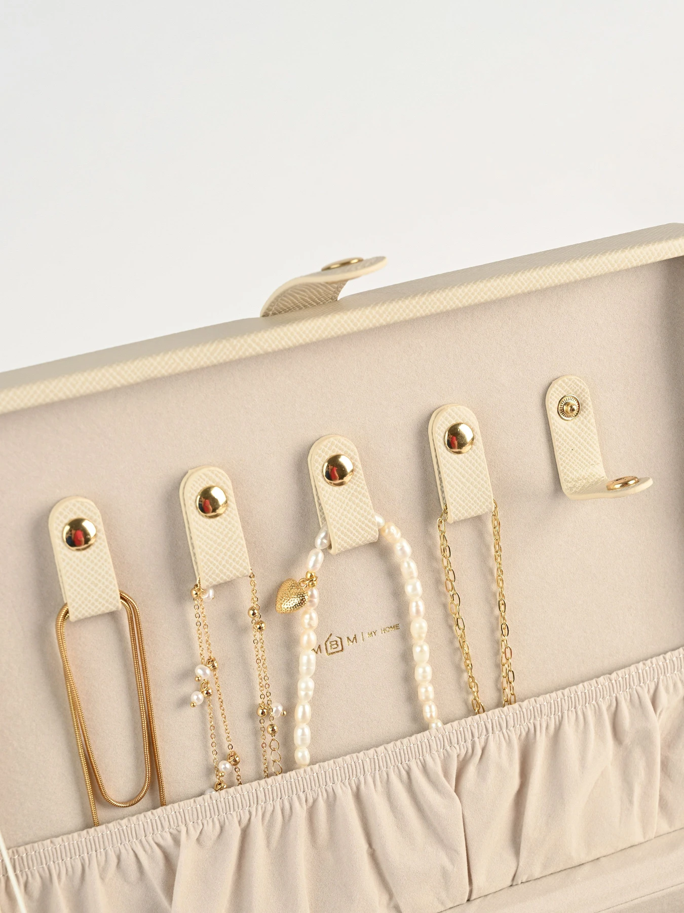 Органайзер для украшений двохуровневый "Пектораль" MBM HOME модель FH-49 BEIGE Органайзер для украшений двохуровневый "Пектораль" MBM HOME модель FH-49 BEIGE Фото