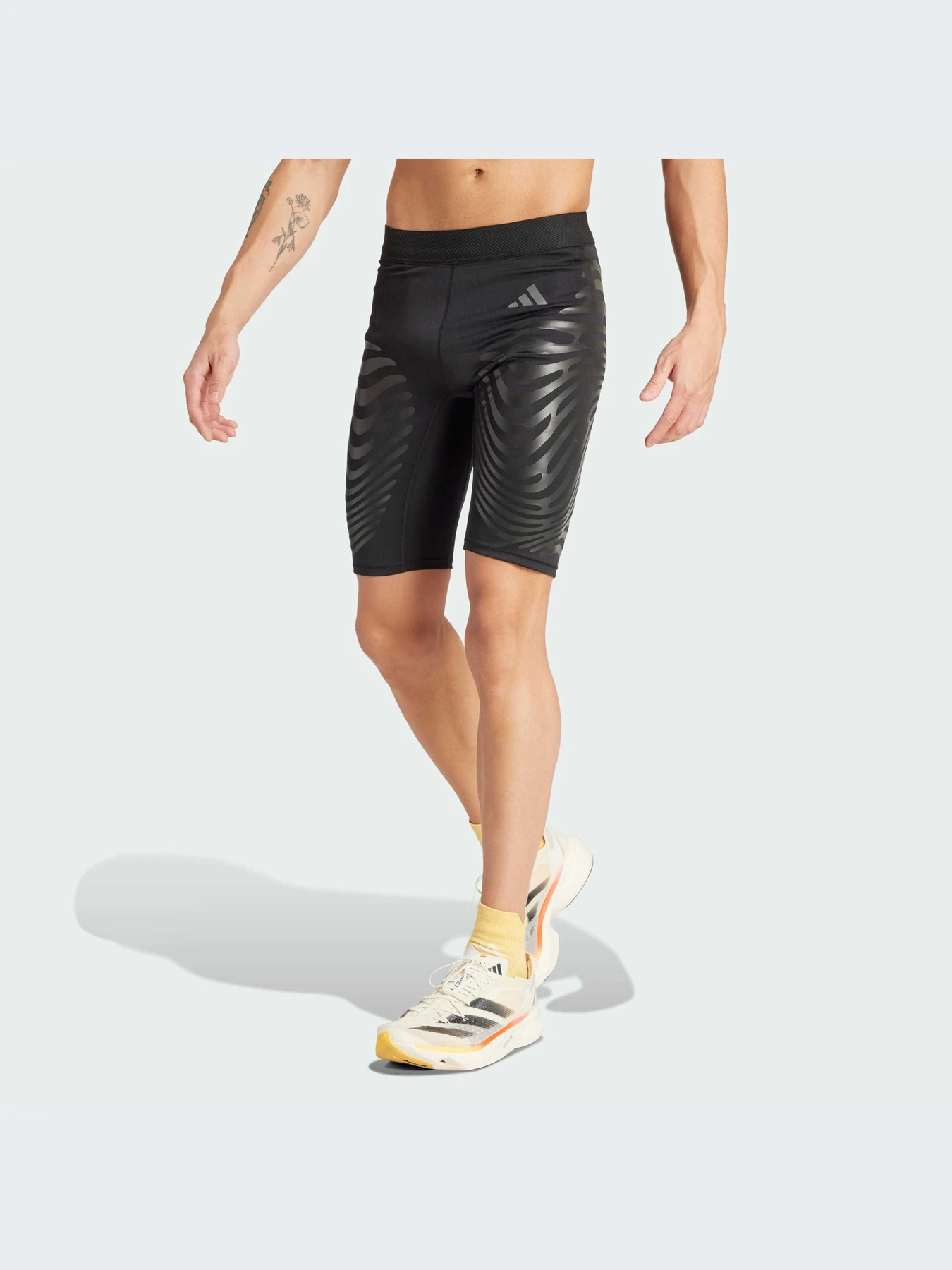 Шорты Adidas adizero модель IK9716 Шорты Adidas adizero модель IK9716 Фото