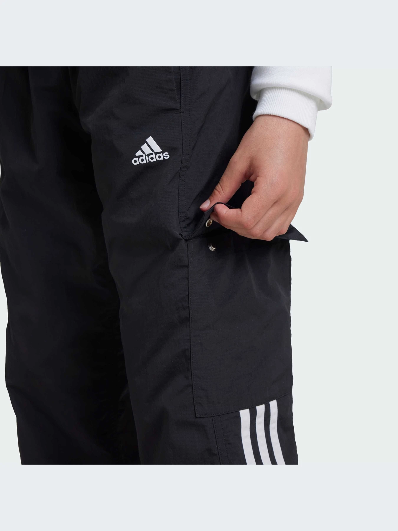 Брюки Adidas модель IV9455 Брюки Adidas модель IV9455 Фото
