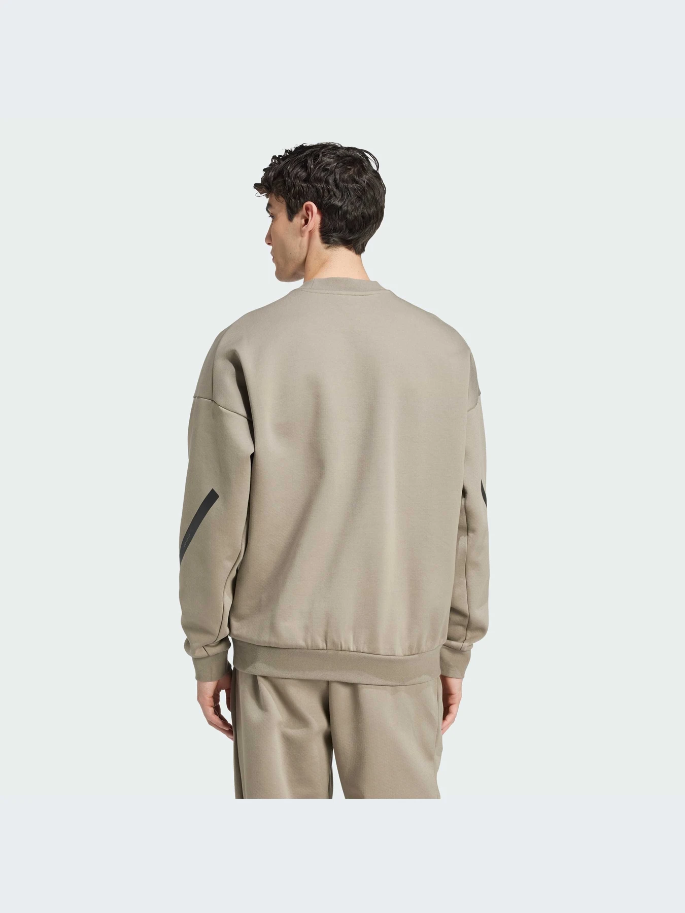 Худи и свитшоты Adidas ZNE модель JE3076 Худи и свитшоты Adidas ZNE модель JE3076 Фото