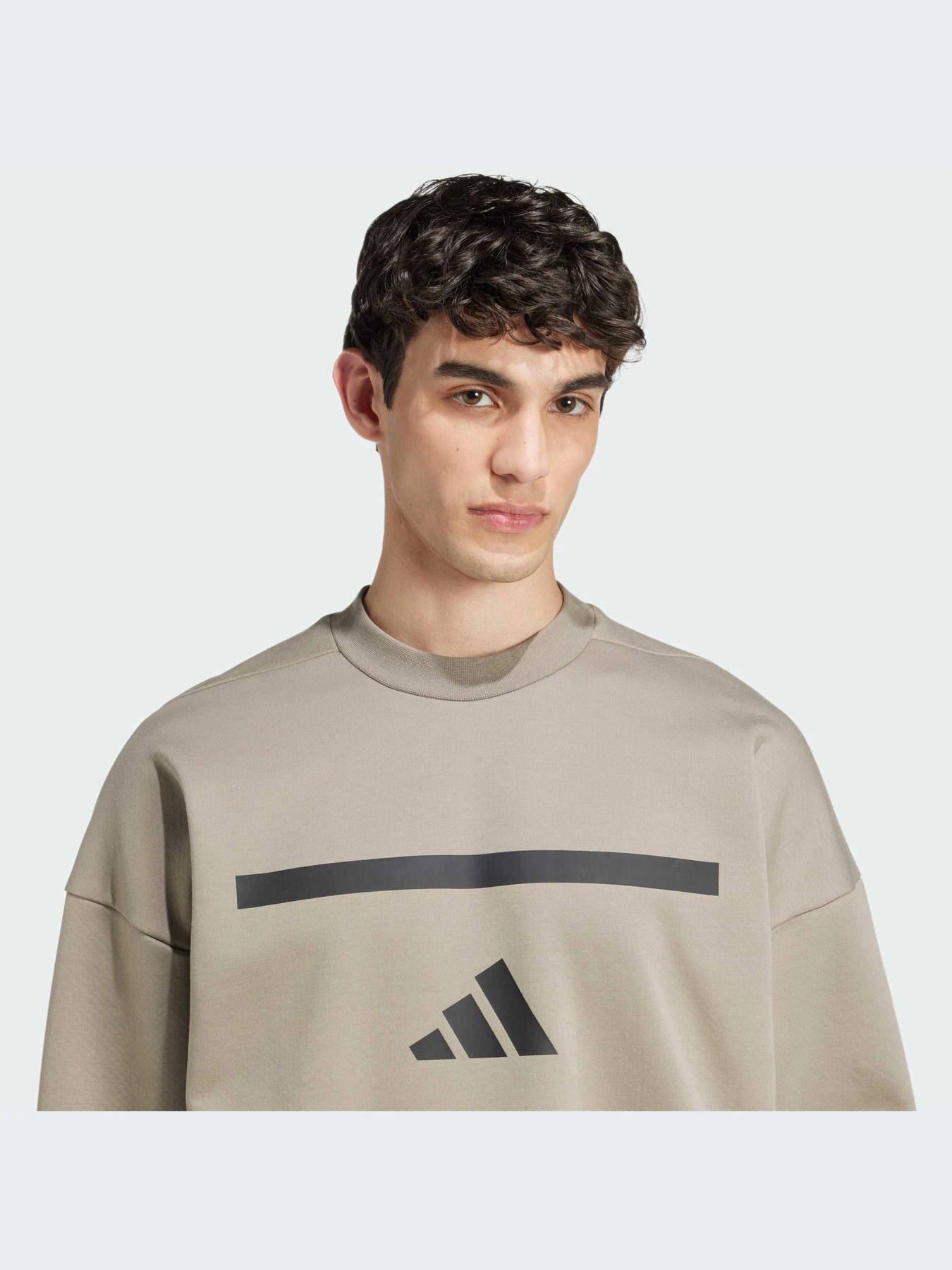 Худи и свитшоты Adidas ZNE модель JE3076 Худи и свитшоты Adidas ZNE модель JE3076 Фото