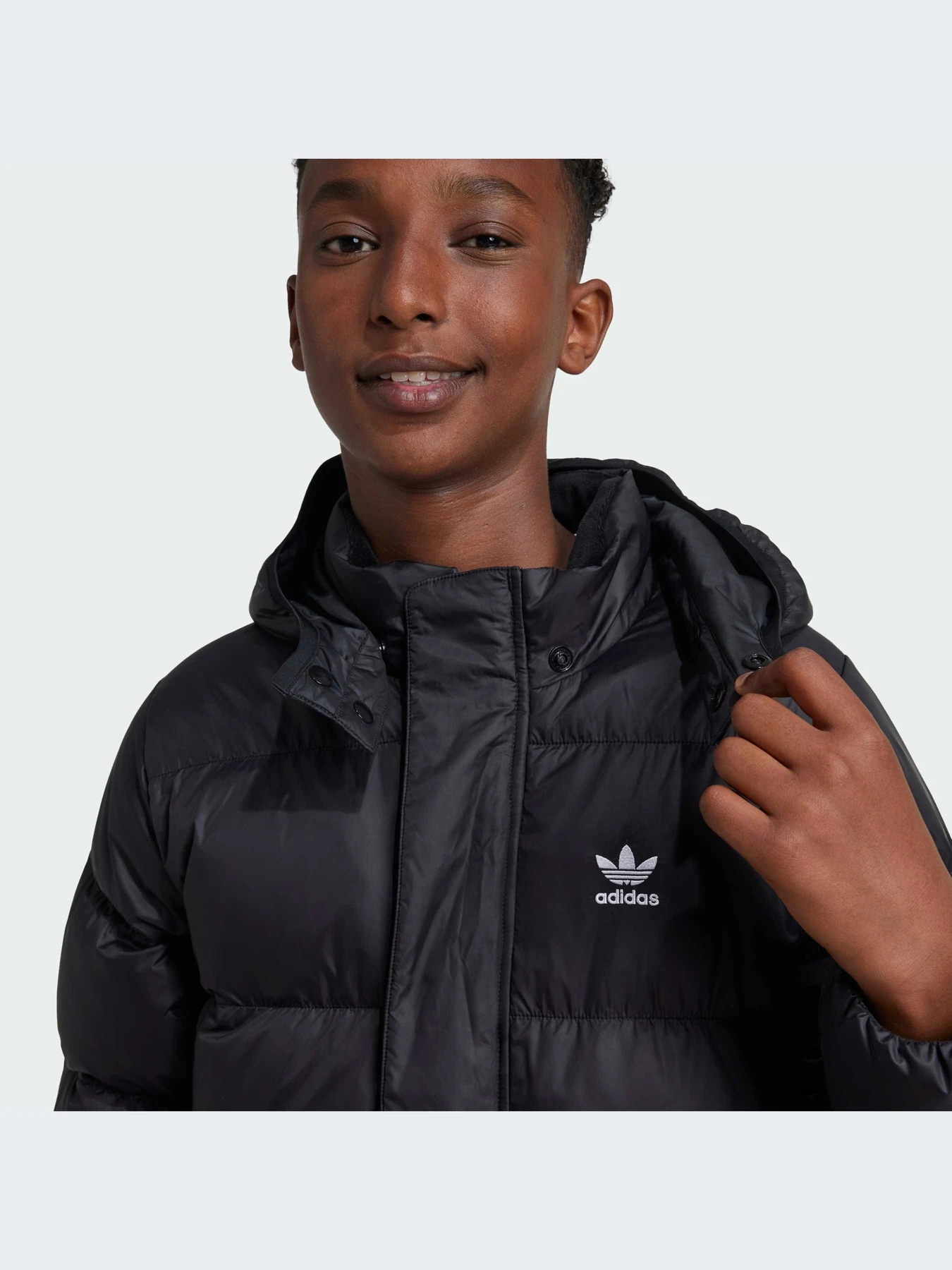 Куртки и дубленки Adidas Adicolor модель IY7498 Фото