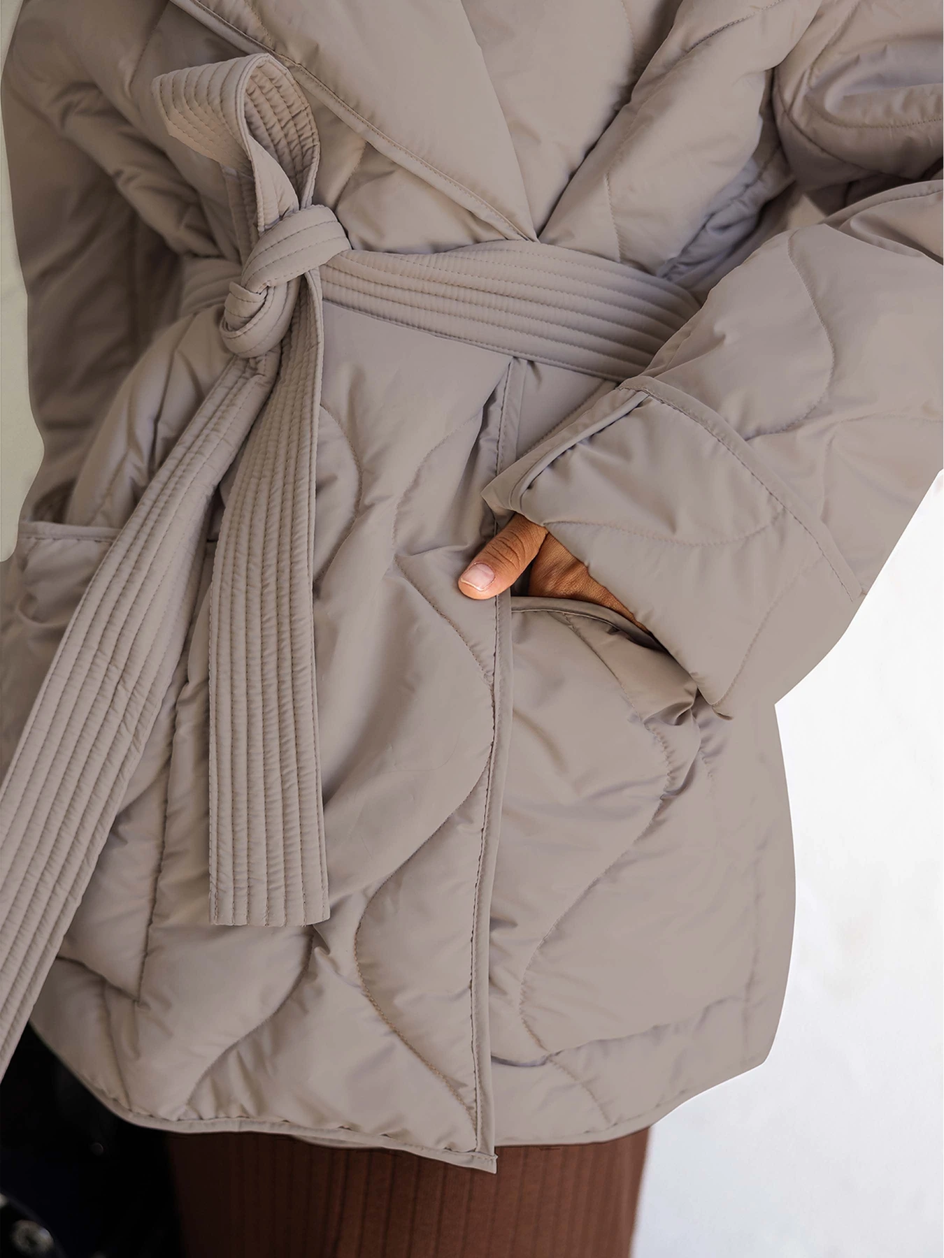 Куртки и дубленки FloveTouch модель Kurtka_sendv_beige Куртки и дубленки FloveTouch модель Kurtka_sendv_beige Фото