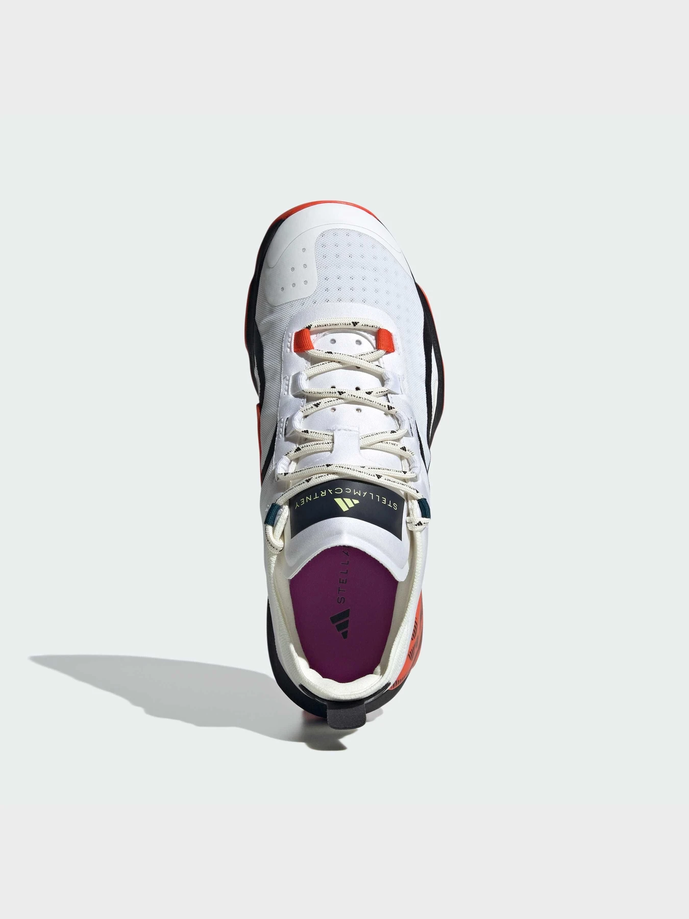 Кроссовки Adidas модель IG1142 Кроссовки Adidas модель IG1142 Фото