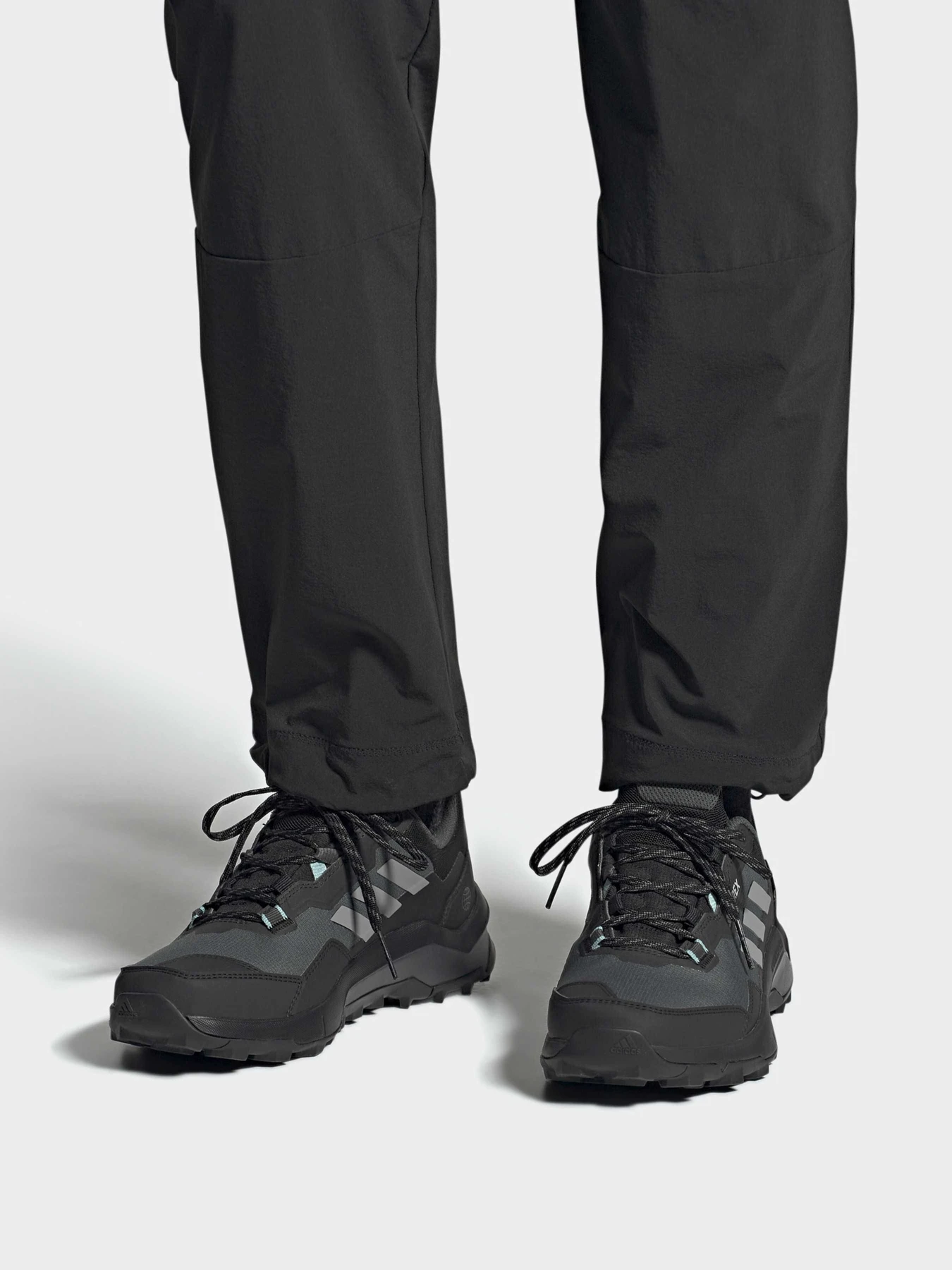Кроссовки Adidas Terrex модель HQ1051 Кроссовки Adidas Terrex модель HQ1051 Фото