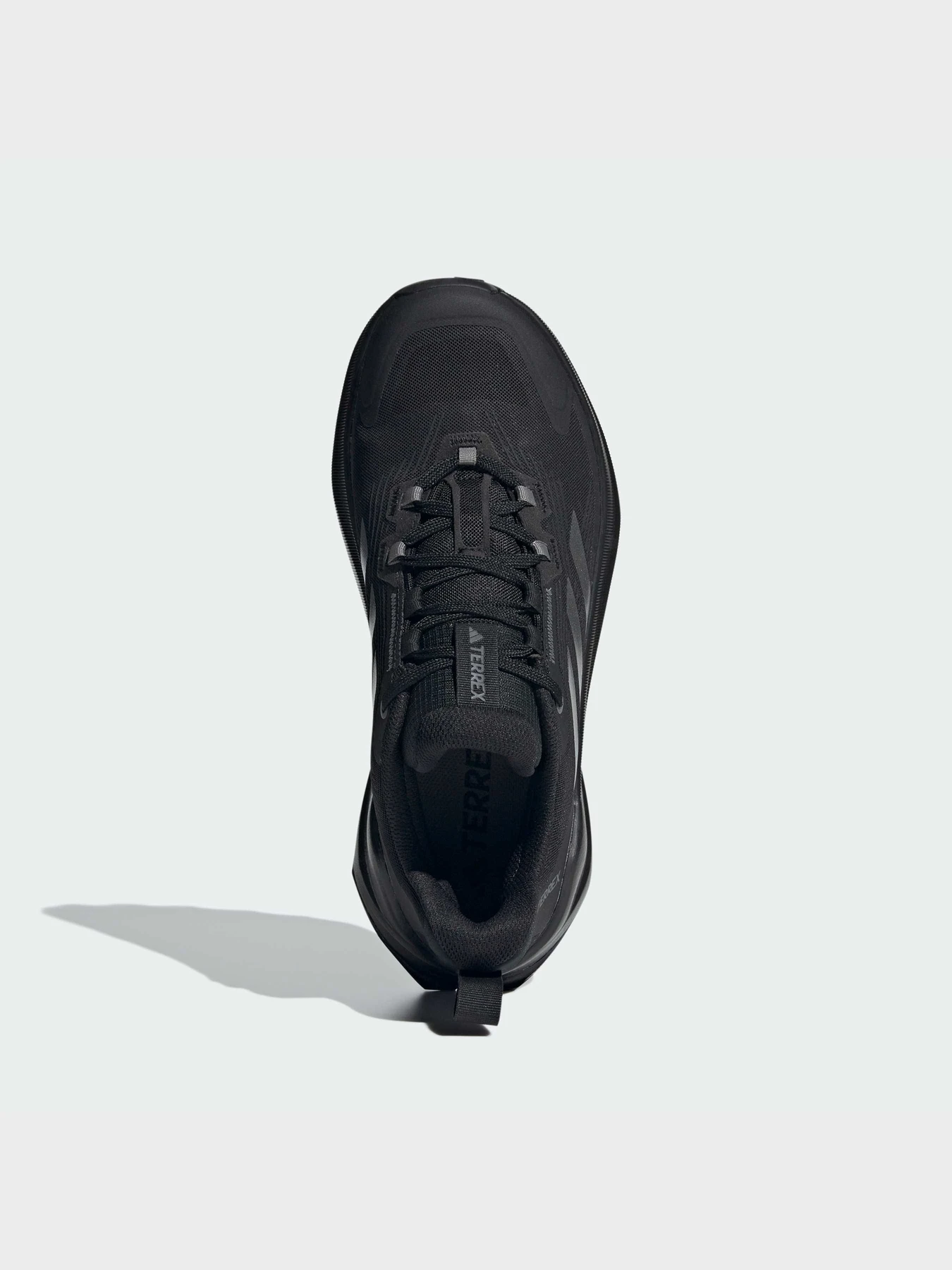 Кроссовки Adidas модель IE4847 Кроссовки Adidas модель IE4847 Фото