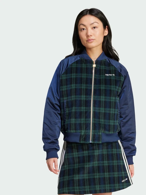 Куртки та дублянки Adidas модель IX1040 Фото