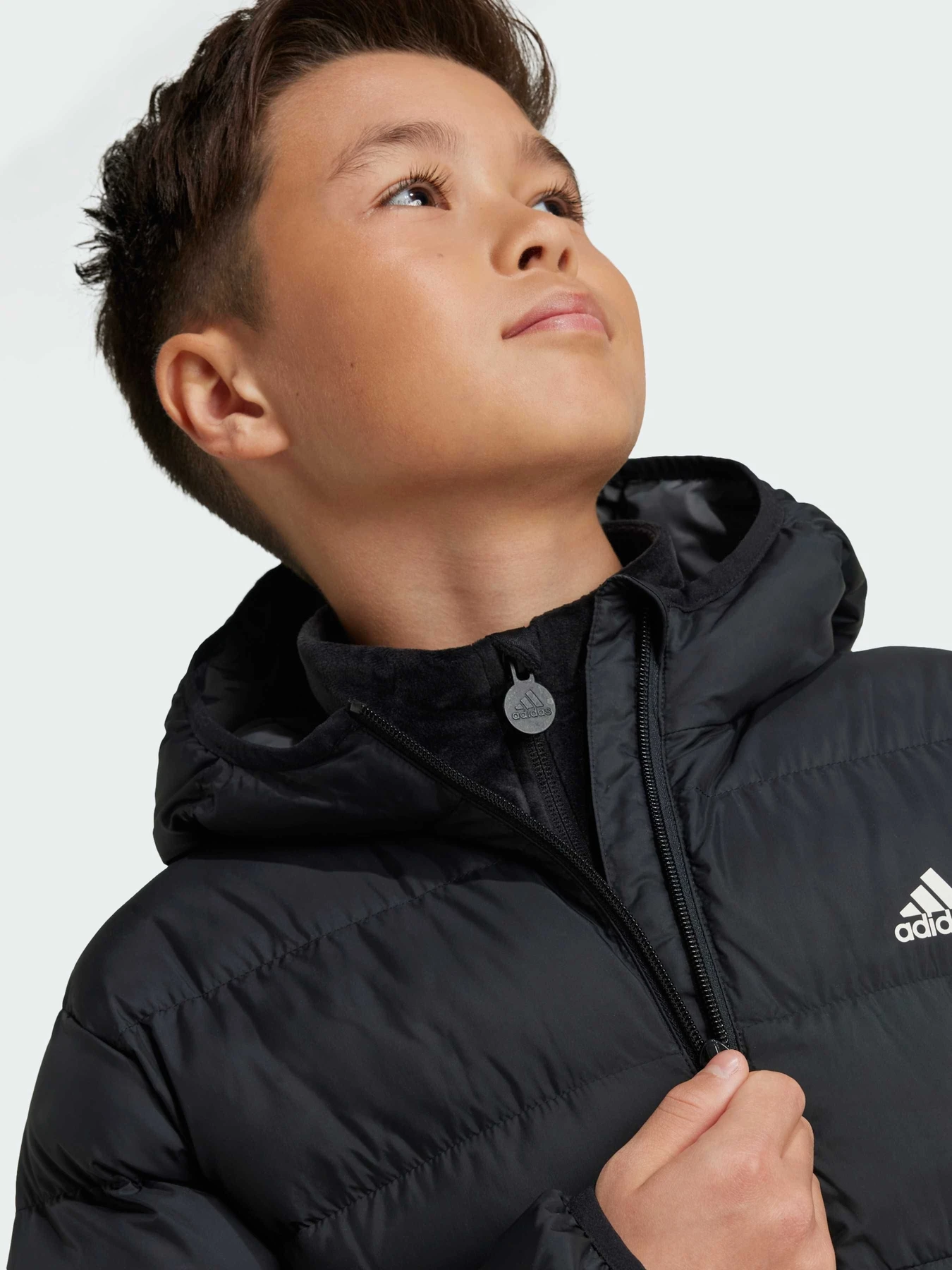Куртки и дубленки Adidas модель IV9505 Фото