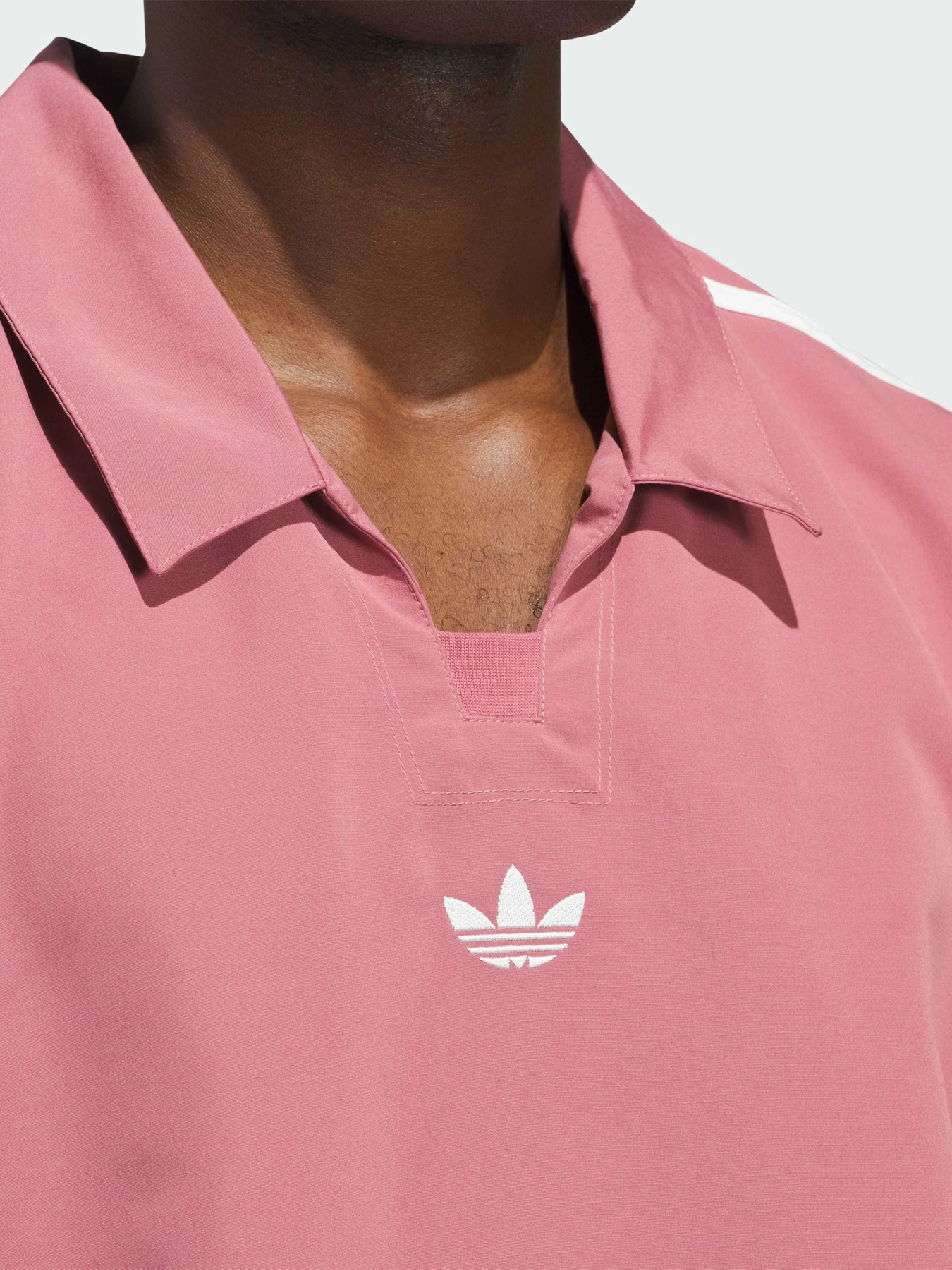 Футболки и поло Adidas модель IY7375 Футболки и поло Adidas модель IY7375 Фото