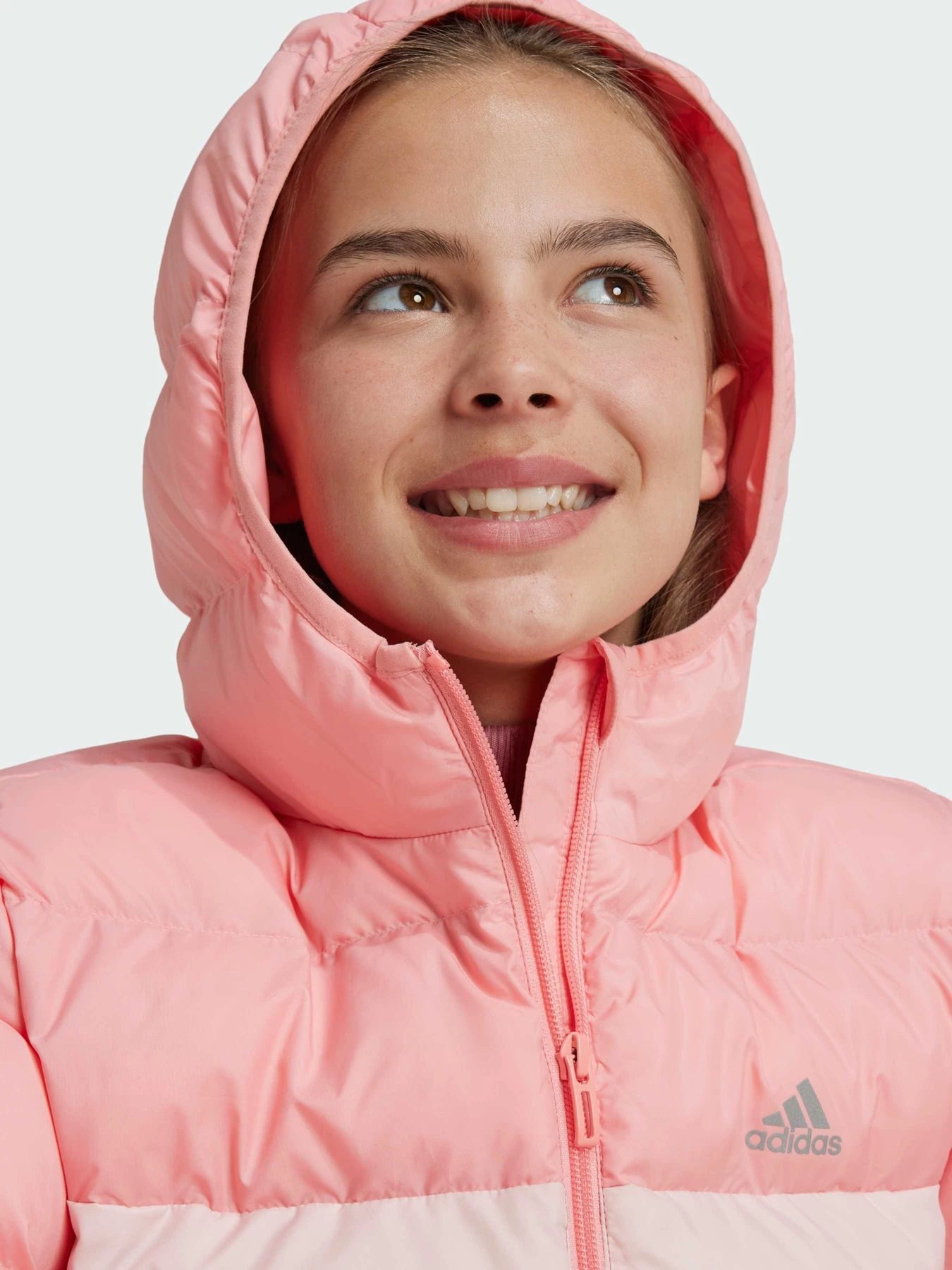 Куртки и дубленки Adidas модель IY6916 Фото