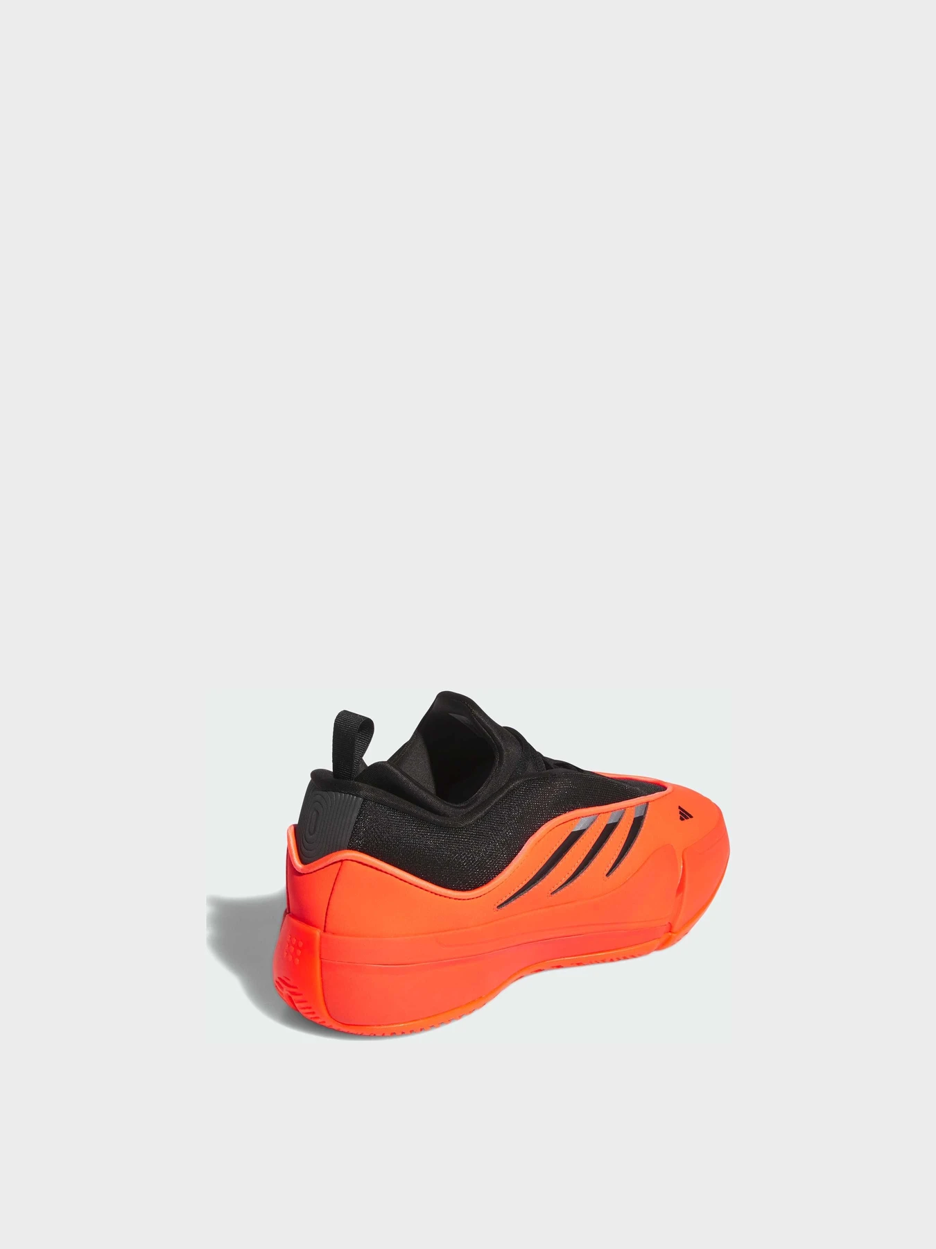 Кроссовки Adidas модель IE3627 Кроссовки Adidas модель IE3627 Фото