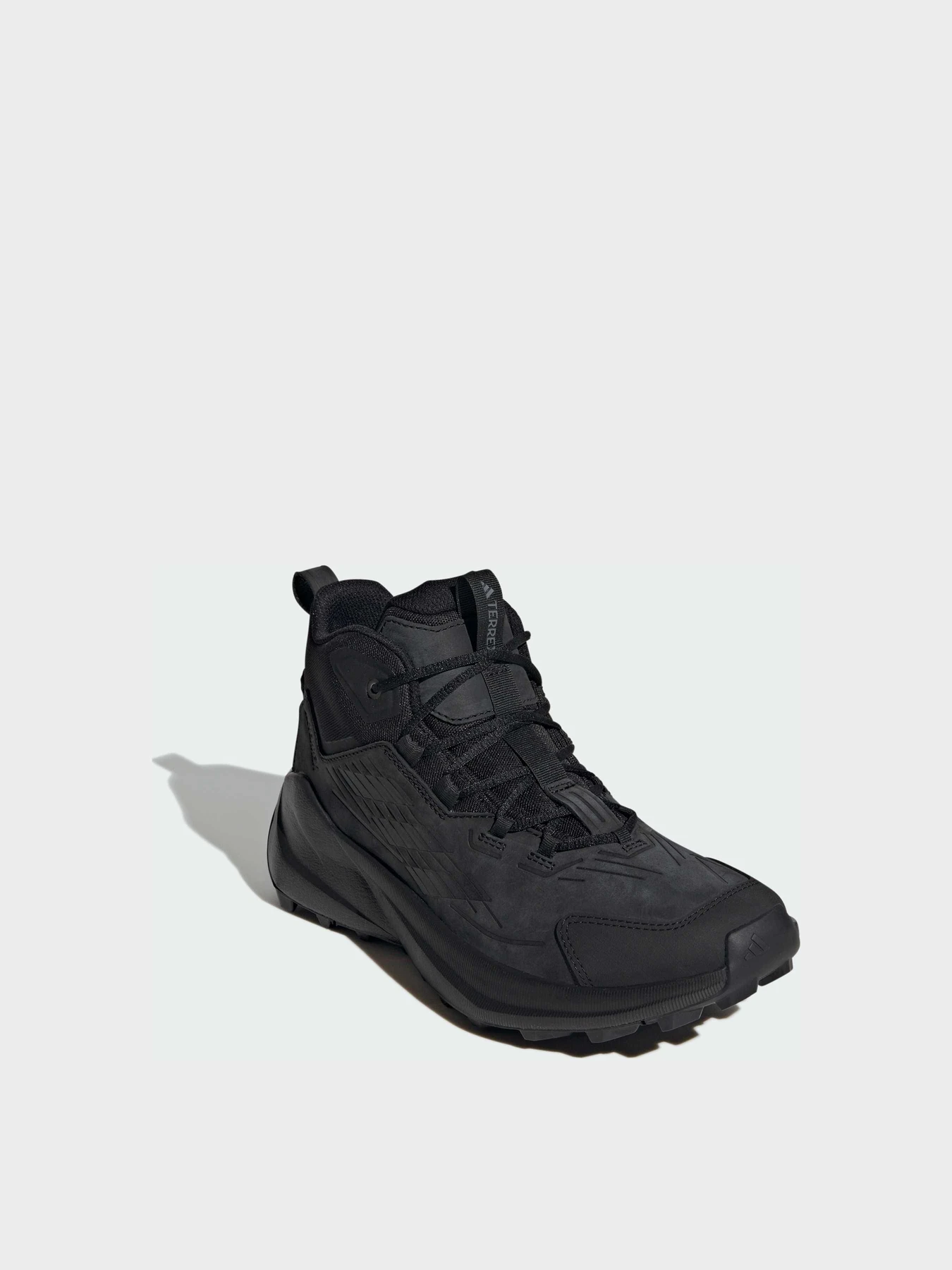 Ботинки и сапоги Adidas модель ID0890 Ботинки и сапоги Adidas модель ID0890 Фото