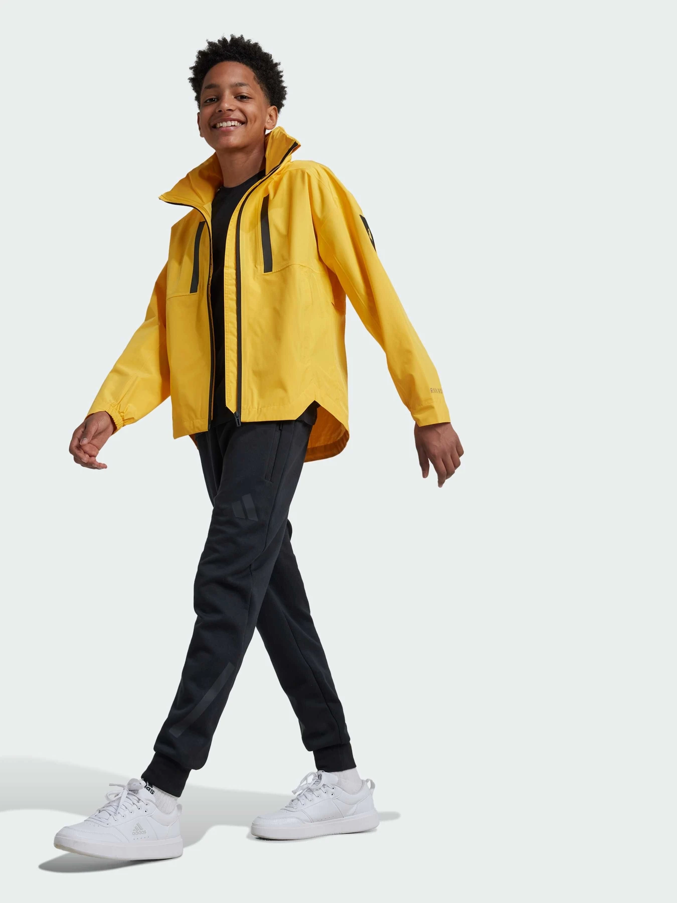 Куртки и дубленки Adidas MyShelter модель IX3591 Фото