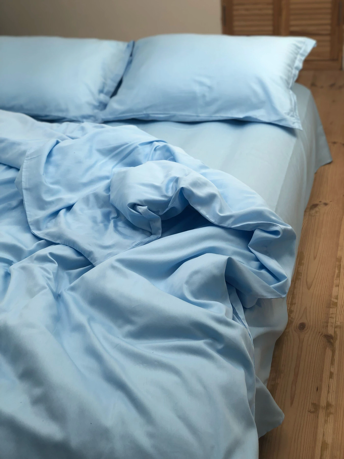 Комплект постільної білизни класичний небесно-блакитний Cozy модель 8047819 Комплект постільної білизни класичний небесно-блакитний Cozy модель 8047819 Фото