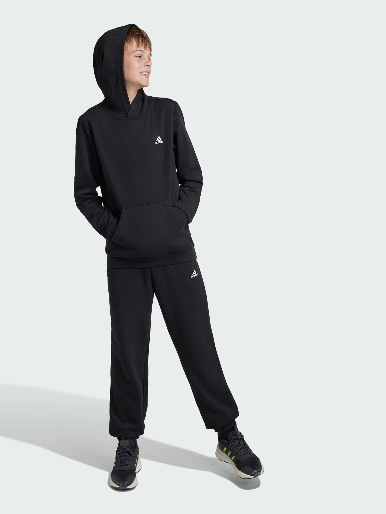 Брюки Adidas модель IV7311 Брюки Adidas модель IV7311 Фото