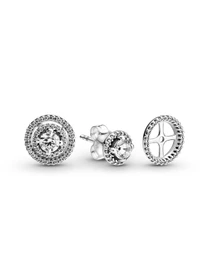 Серьги-гвоздики PANDORA Moments модель 299411C01 Фото