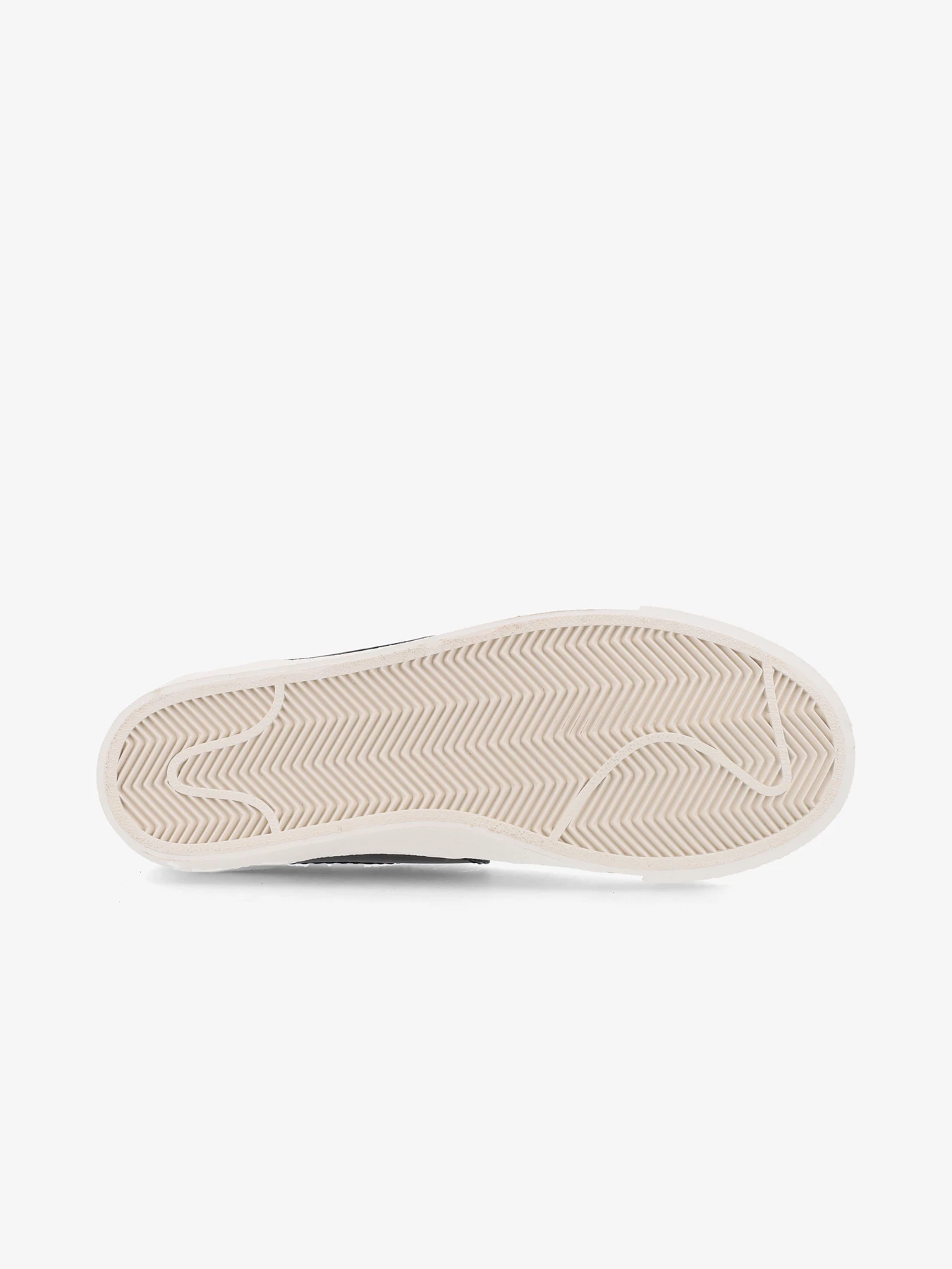Кеди NIKE модель DQ1470.101 Кеди NIKE модель DQ1470.101 Фото